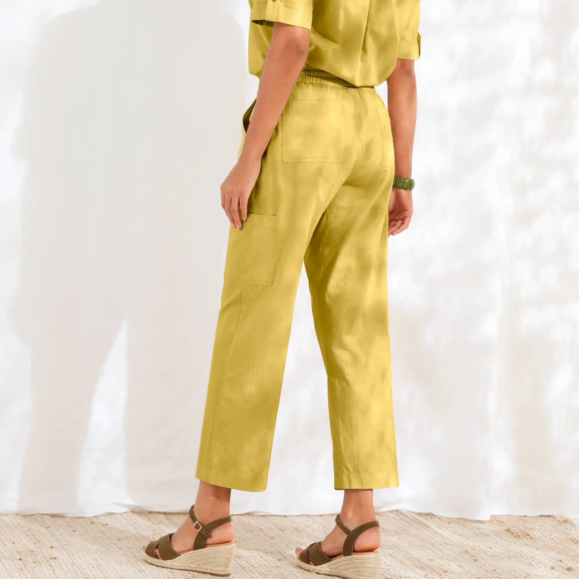 Broek<Blancheporte Ruime 7/8-broek met zakken, mix van katoen-linnen mosgroen