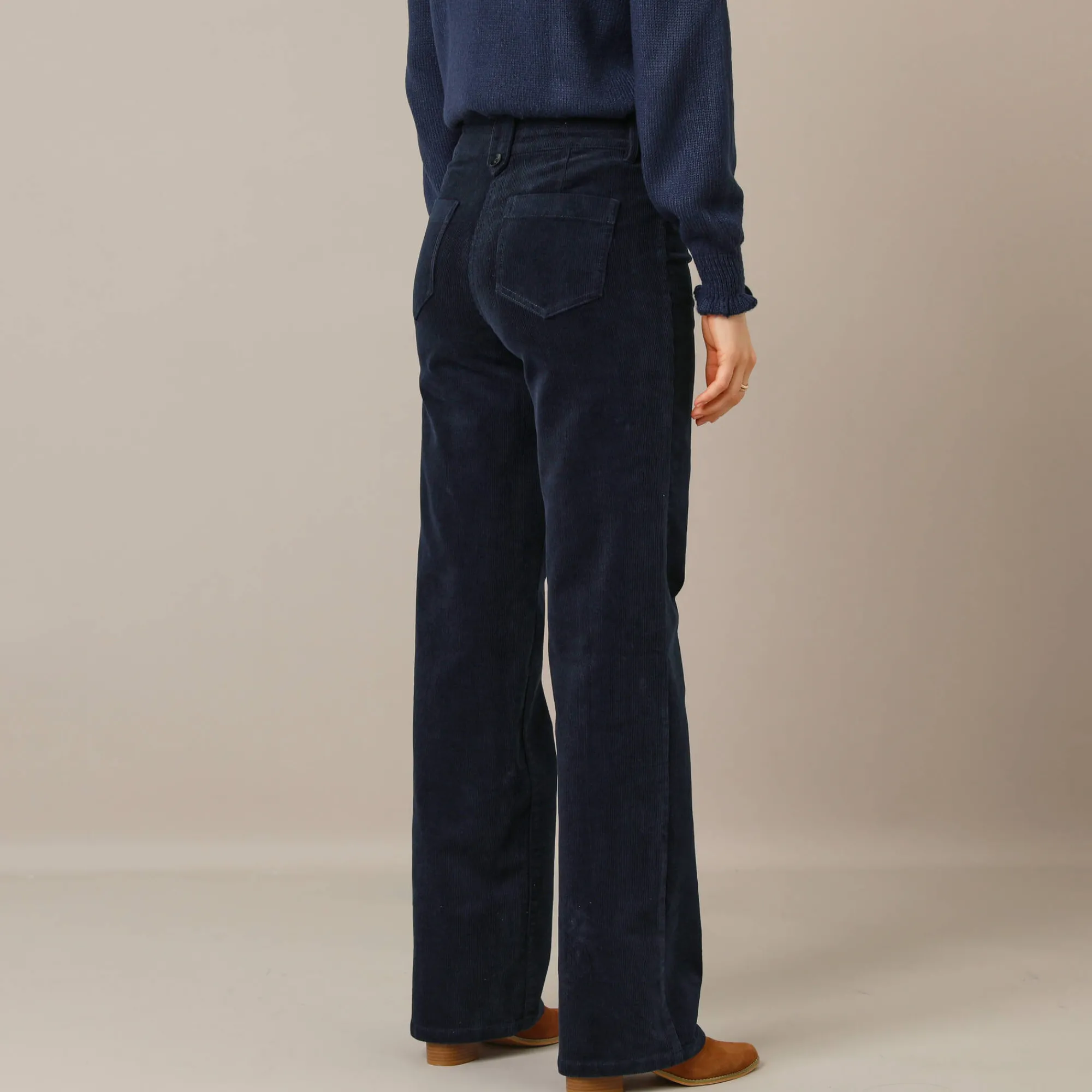 Broek<Blancheporte Ruime, rechte broek, ribvelours marine