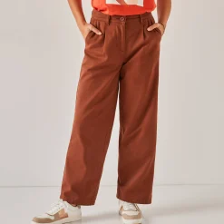 Broek<Blancheporte Ruime, rechte broek, speciaal voor kleine lengtes karamel