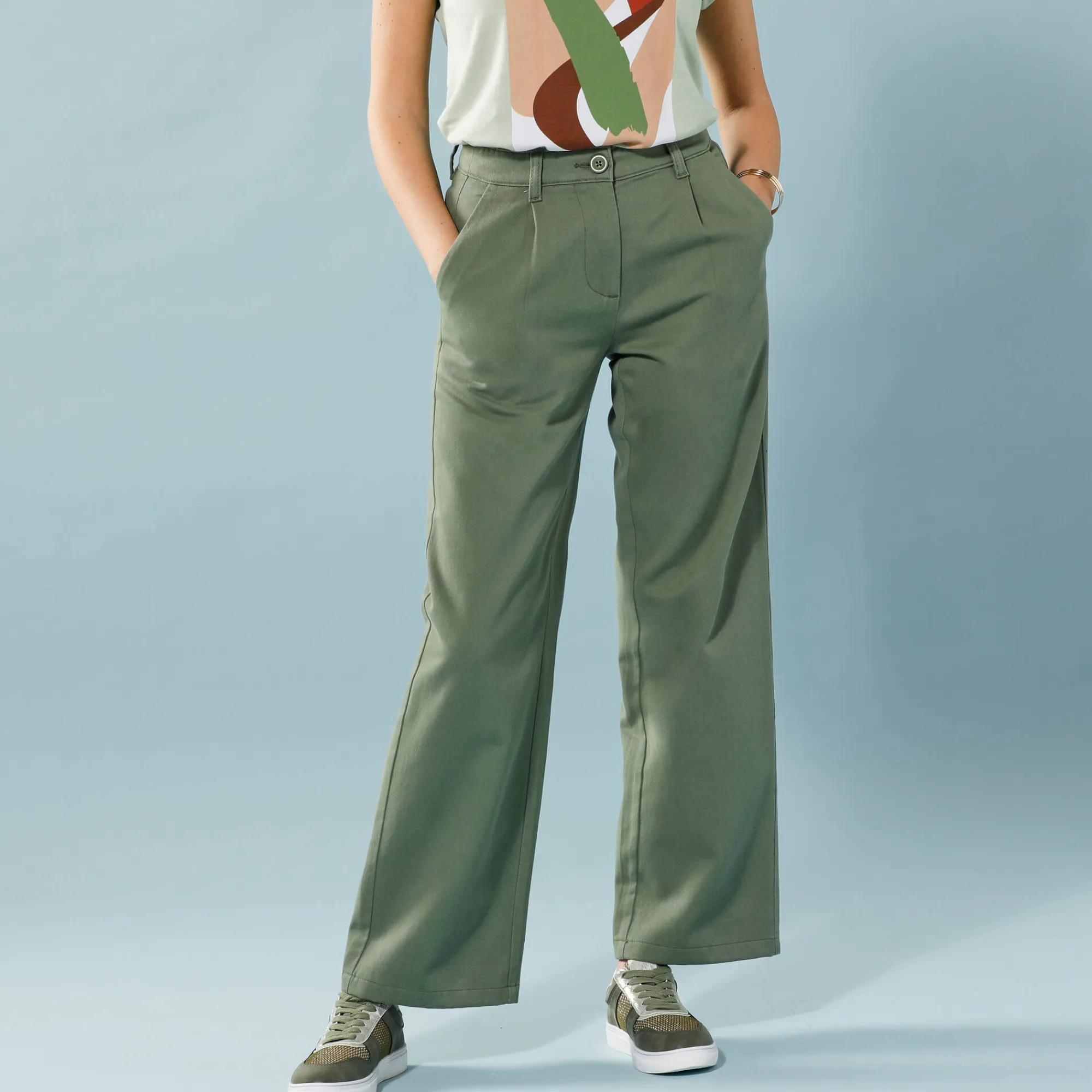 Broek<Blancheporte Ruime, rechte broek, speciaal voor kleine lengtes lindegroen