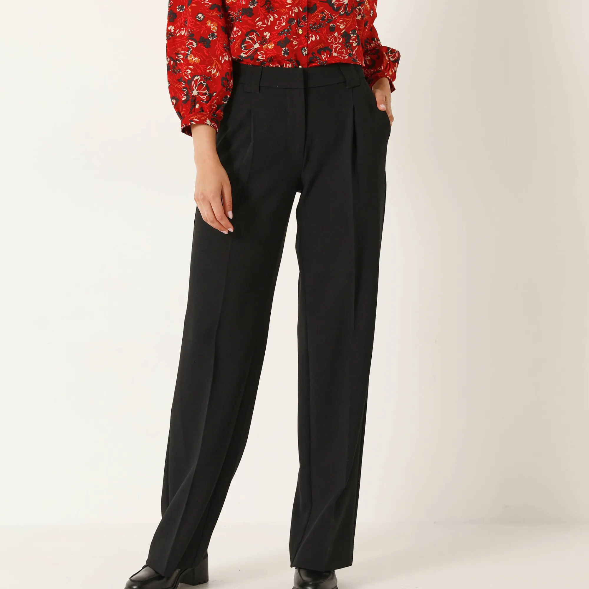 Broek<Blancheporte Ruime, soepele broek zwart
