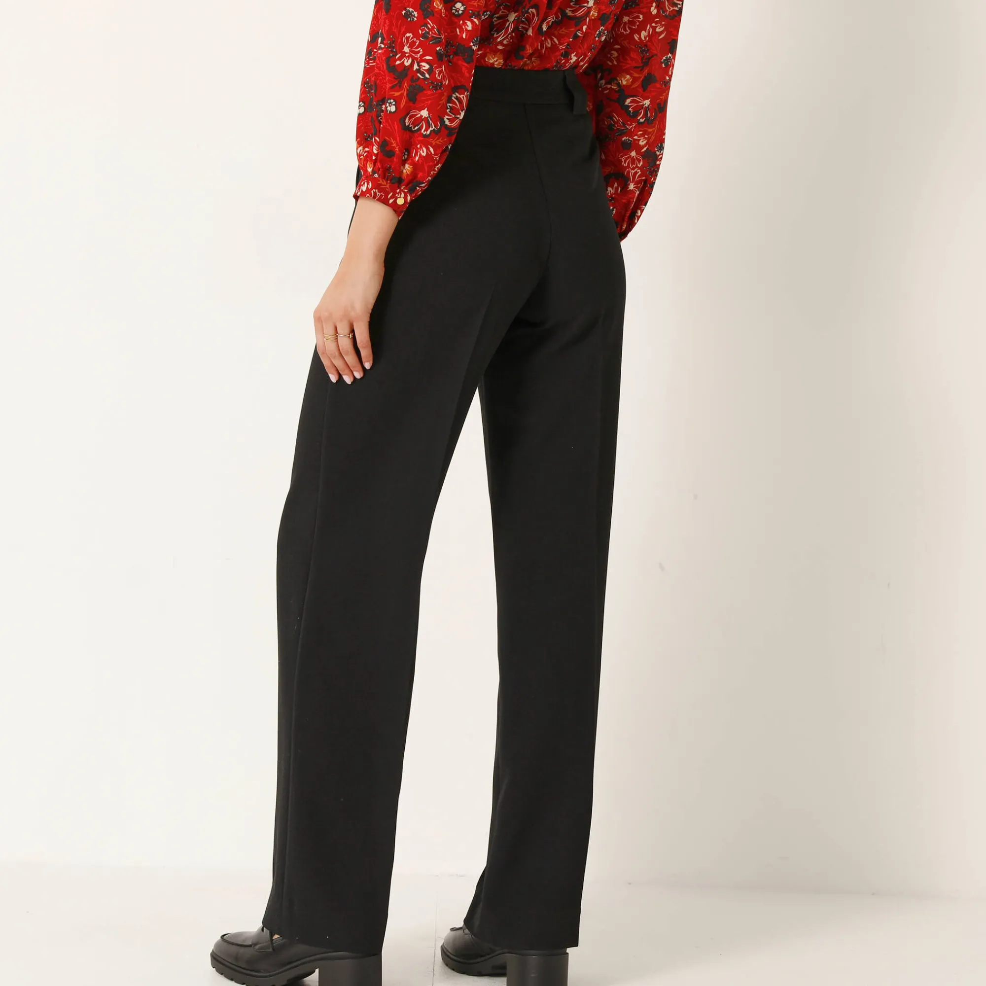 Broek<Blancheporte Ruime, soepele broek zwart
