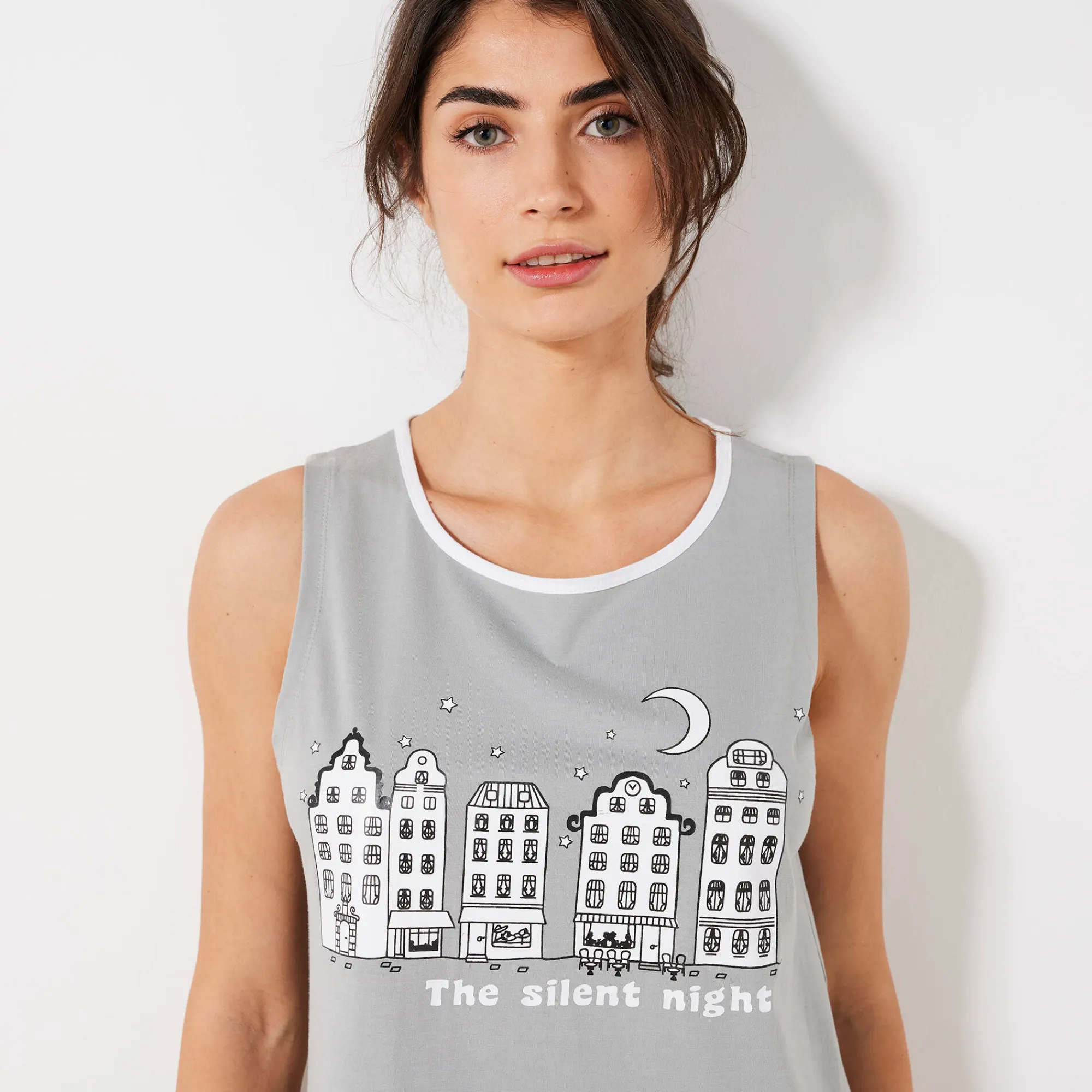 Pyjama<Blancheporte Shortama met stadsprint onder sterrenhemel grijs