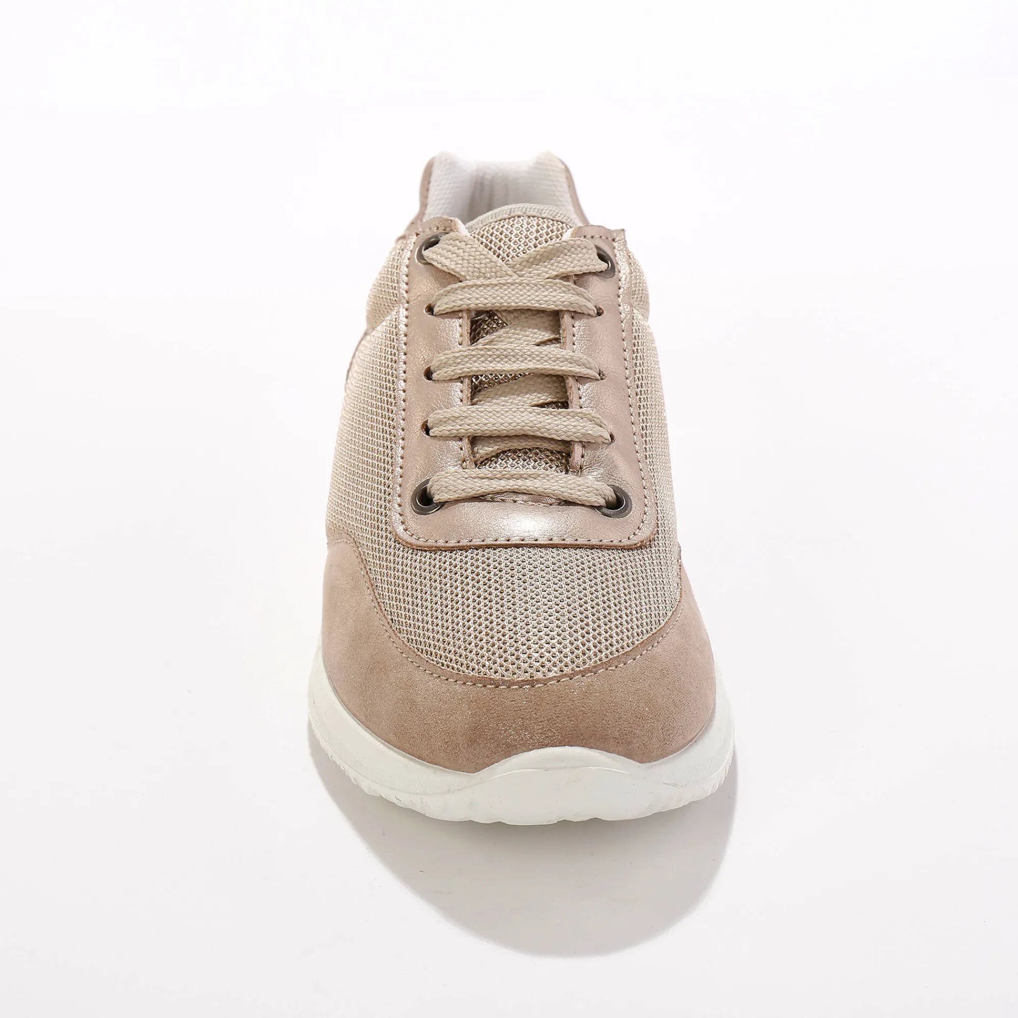 Baskets En Sneakers|Schoenen<Blancheporte Sneakers met veters, voor gevoelige voeten, rekbaar materiaal - glanzend beige