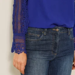 Feestoutfits Dames|Bloes En Tuniek<Blancheporte Soepele bloes met V-hals en lange mouwen, in macramé felblauw