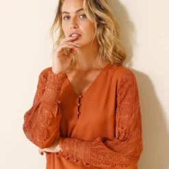 Feestoutfits Dames|Bloes En Tuniek<Blancheporte Soepele bloes met V-hals en lange mouwen, in macramé karamel