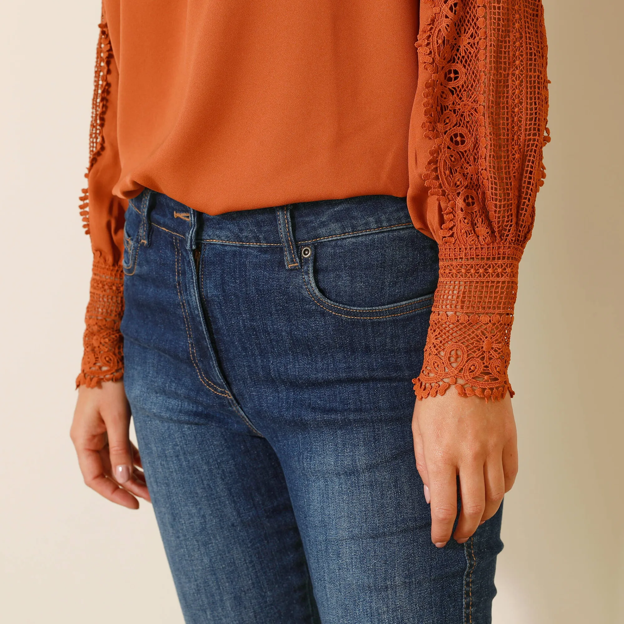 Feestoutfits Dames|Bloes En Tuniek<Blancheporte Soepele bloes met V-hals en lange mouwen, in macramé karamel