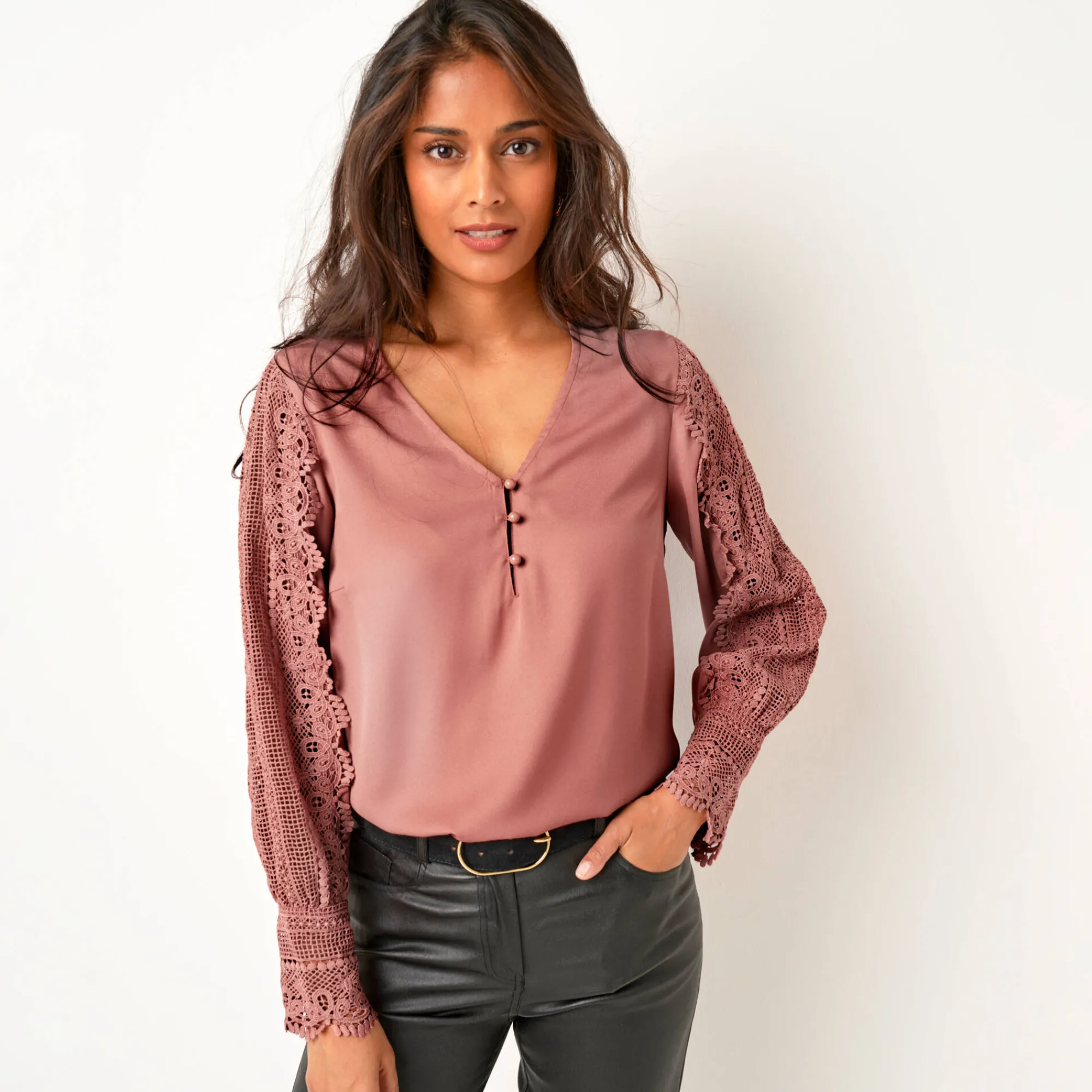 Feestoutfits Dames|Bloes En Tuniek<Blancheporte Soepele bloes met V-hals en lange mouwen, in macramé rozenhout