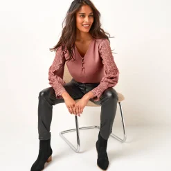 Feestoutfits Dames|Bloes En Tuniek<Blancheporte Soepele bloes met V-hals en lange mouwen, in macramé rozenhout