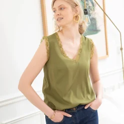 Bloes En Tuniek<Blancheporte Soepele caraco met V-hals en kant, crêpe van gerecycleerd polyester** olijfgroen