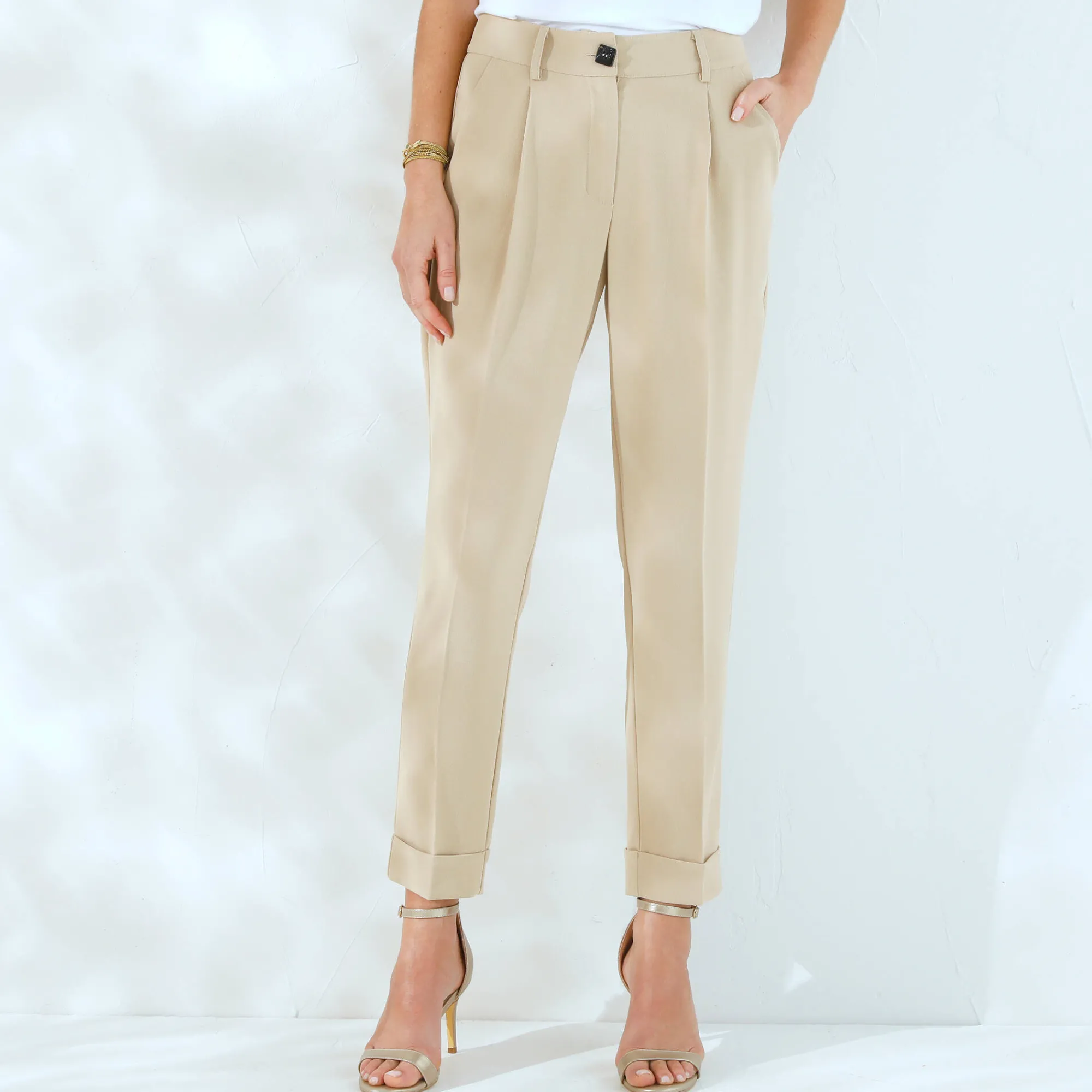 Broek<Blancheporte Soepele, nauwsluitende 7/8-broek beige