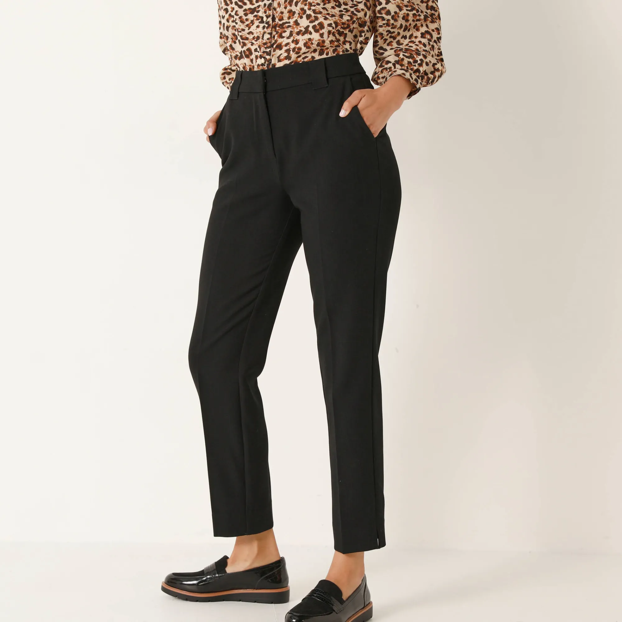 Broek<Blancheporte Soepele slimbroek zwart