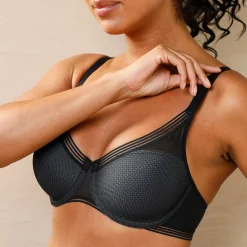 Beha<Triumph Steungevende beha Infinite Sensation - met beugels zwart