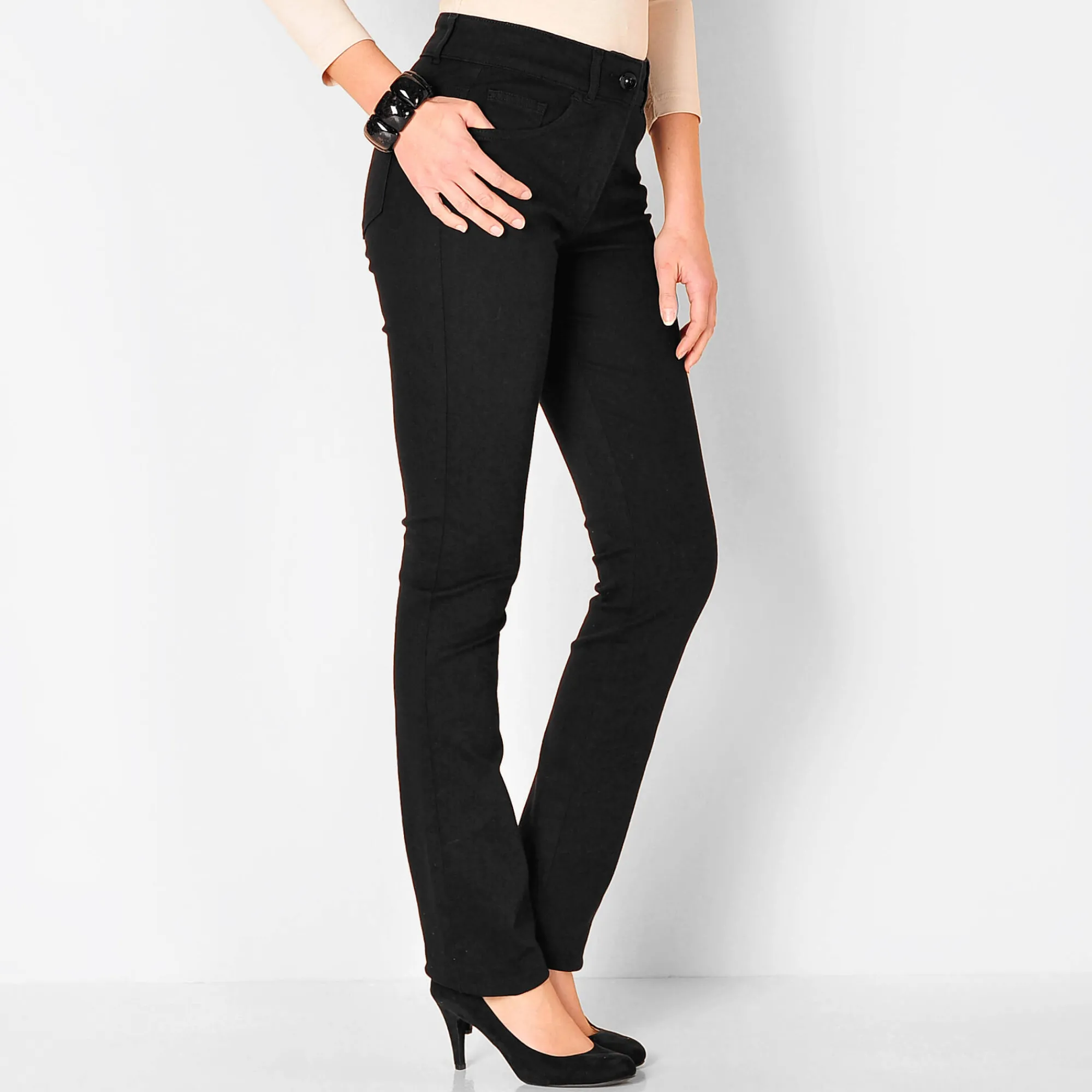 Broek<Colors&Co Steungevende broek voor kleine lengte, binnenpijplengte 75 cm zwart