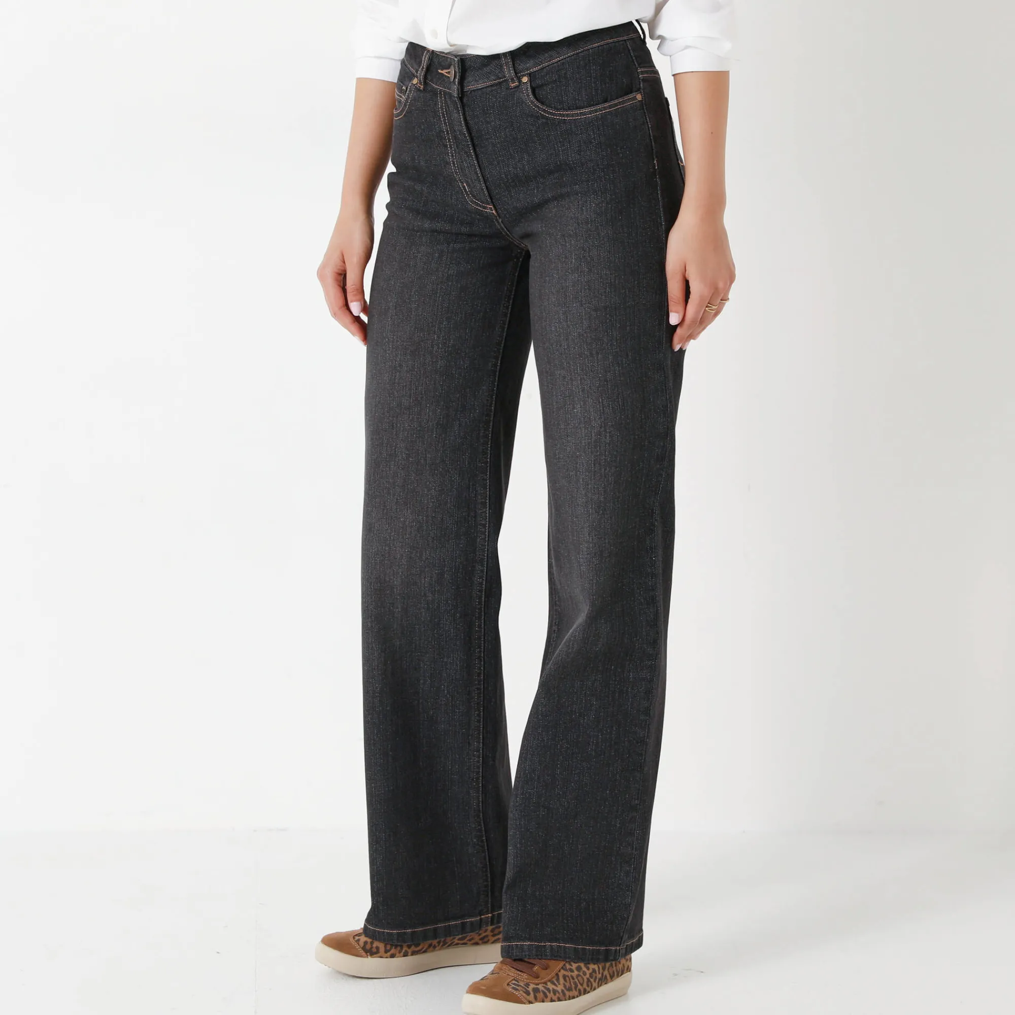 Jeans|Broek<Blancheporte Stretchjeans met ruim model, kleine lengte zwart