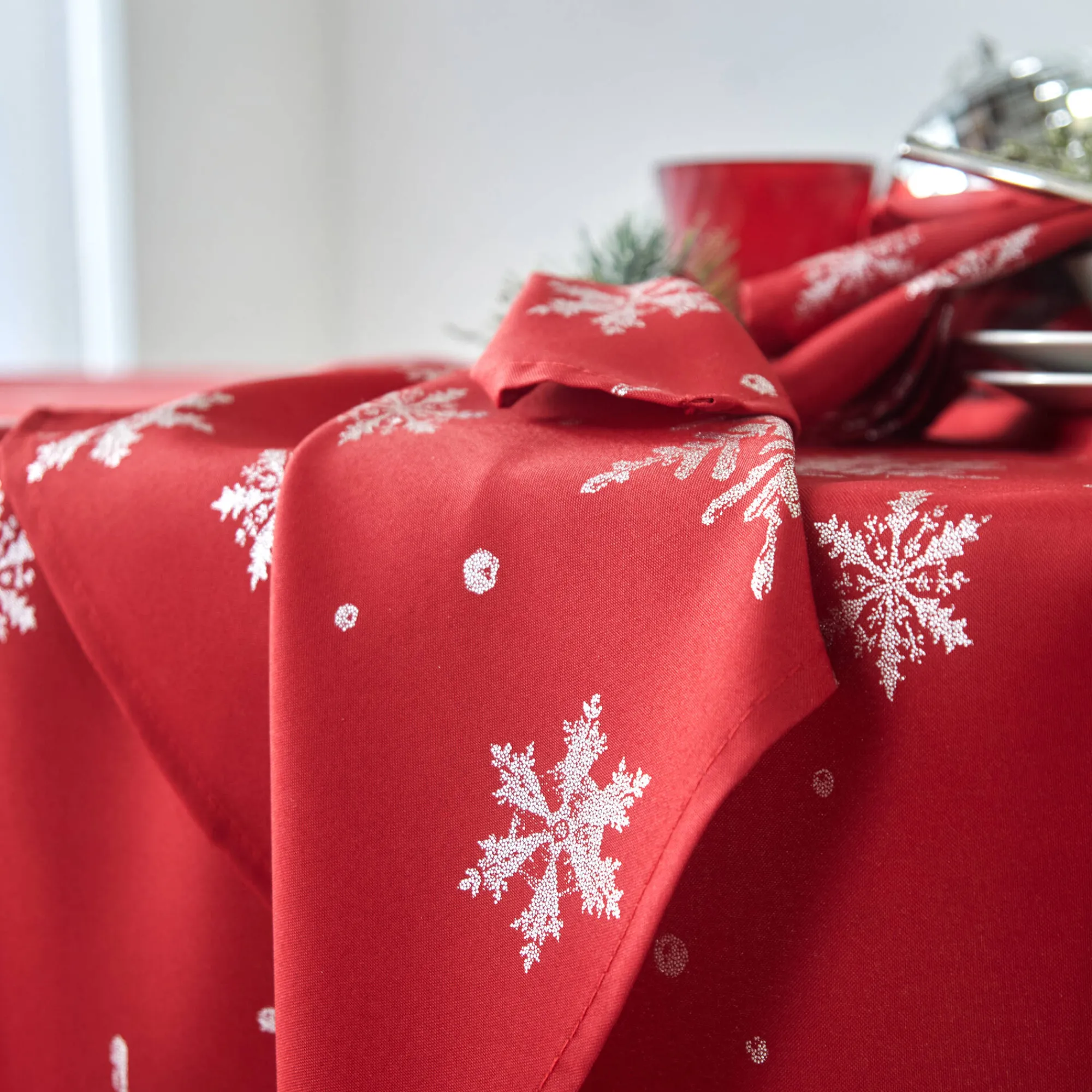 Feesttafel|Tafellaken En Tafelloper<Blancheporte Tafellaken bedrukt met zilverkleurige sneeuwvlokken rood / zilverkleurig