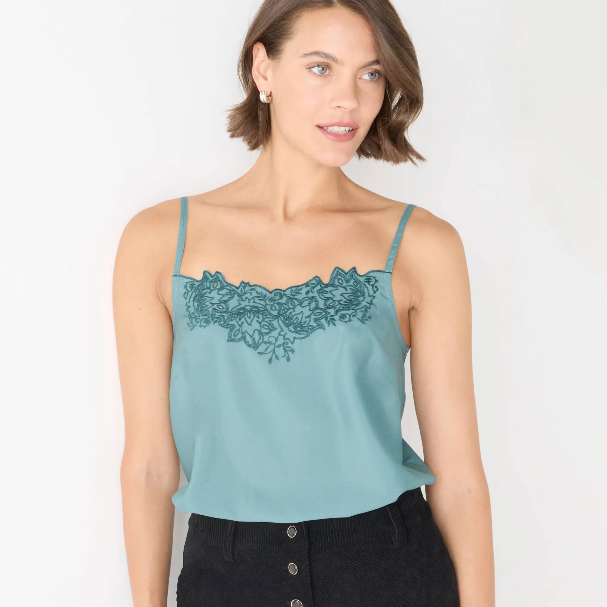 Feestoutfits Dames|Bloes En Tuniek<Lora Zellini Topje met borduursel en verstelbare bandjes grijsgroen