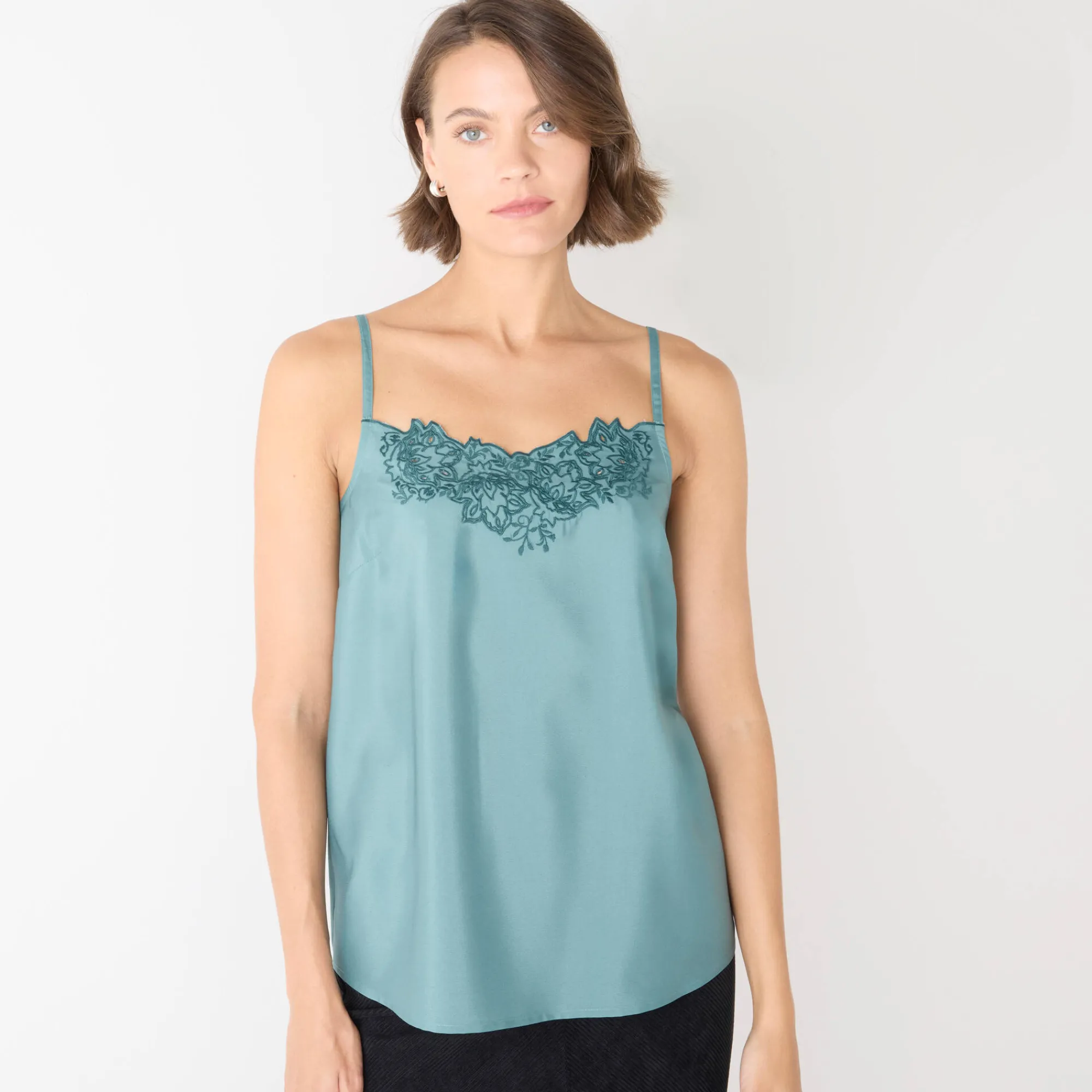 Feestoutfits Dames|Bloes En Tuniek<Lora Zellini Topje met borduursel en verstelbare bandjes grijsgroen