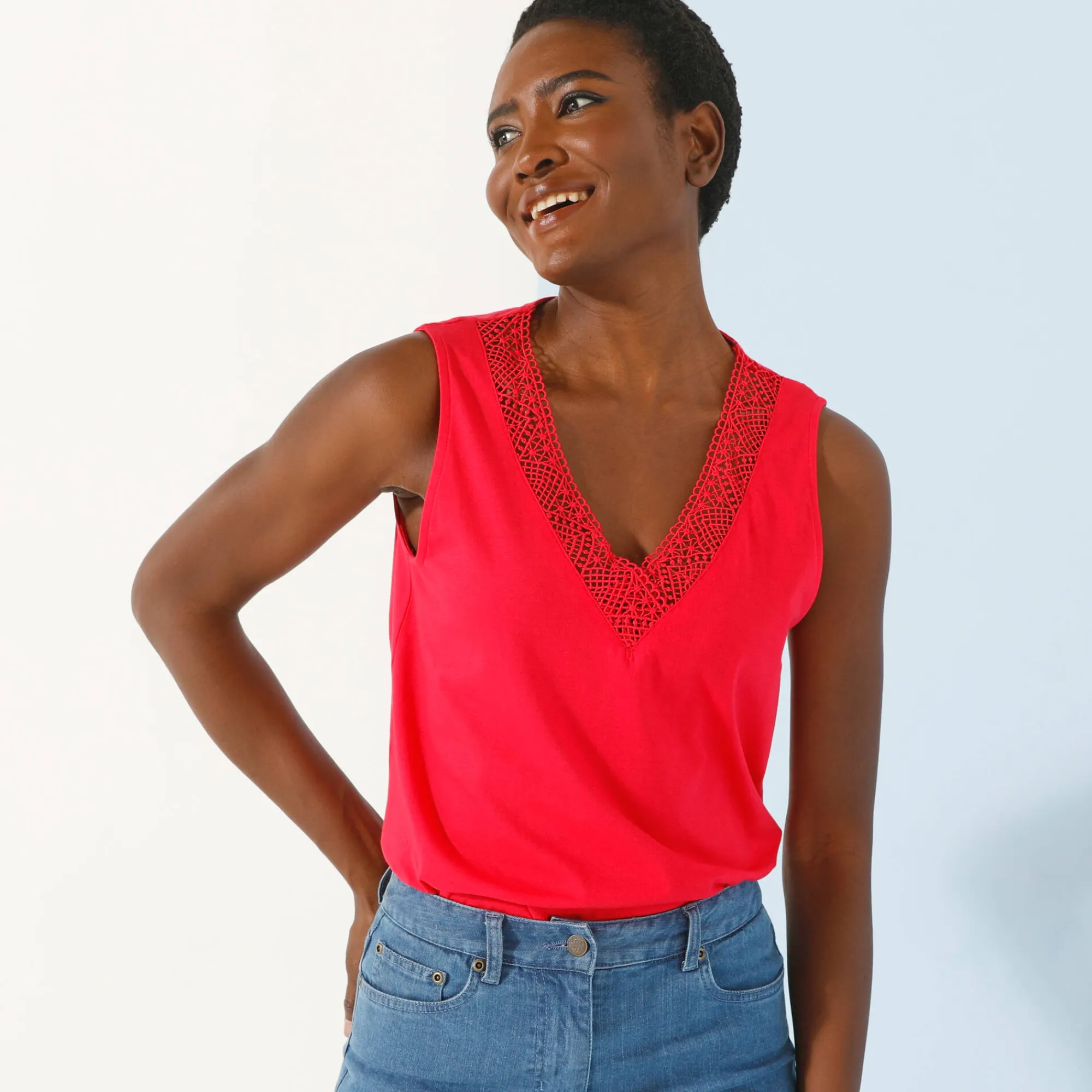 T-Shirt En Topje<Blancheporte Topje met V-hals in kant framboos
