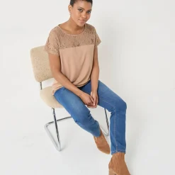 T-Shirt En Topje<Blancheporte T-shirt met korte mouwen in kant chiné hazelnootbruin
