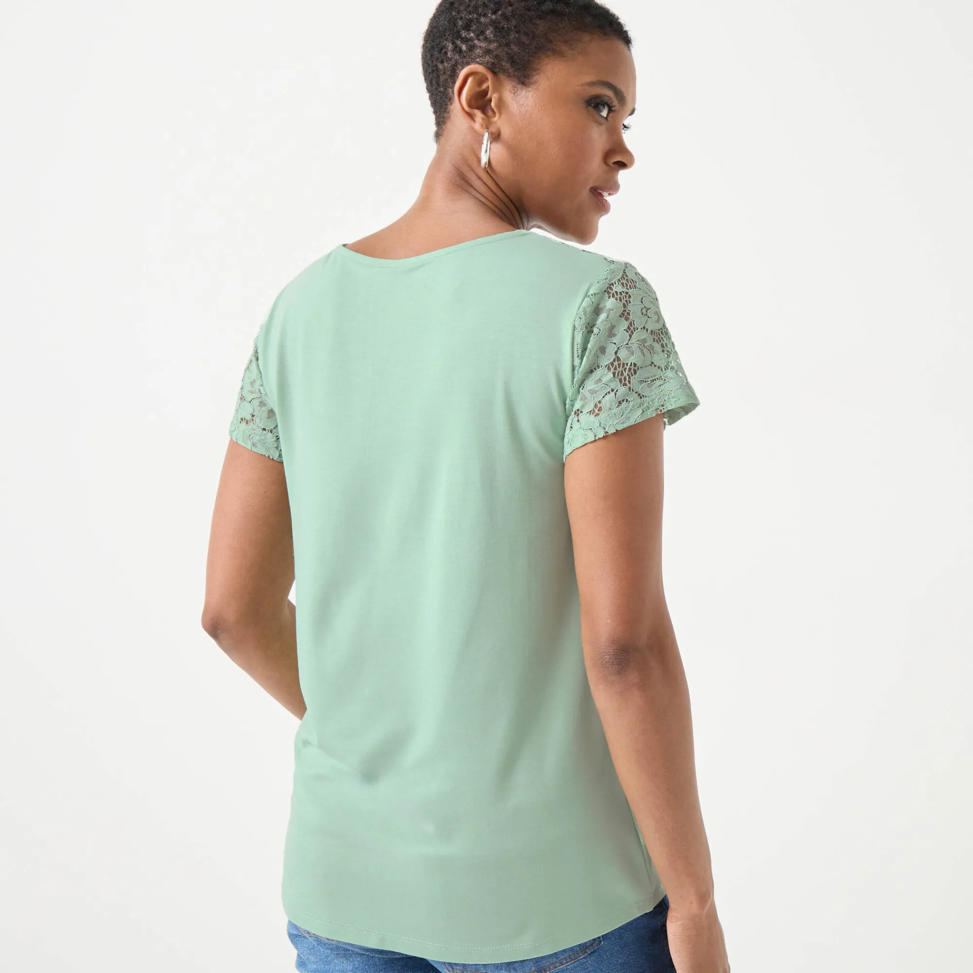 T-Shirt En Topje<Blancheporte T-shirt met korte mouwen in kant amandel groen