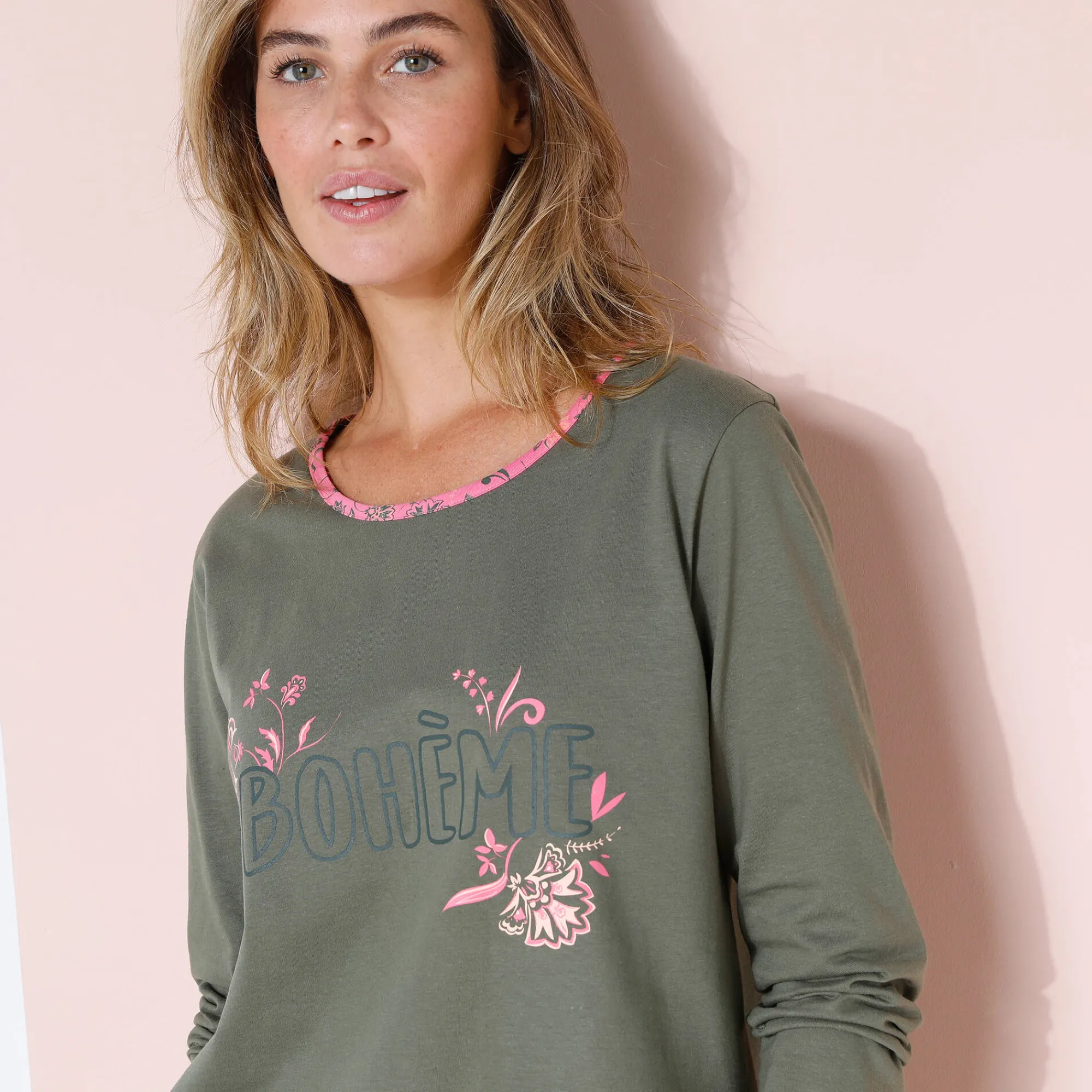 Pyjama<Blancheporte T-shirt met lange mouwen in effen katoen met geplaatste "Bohème" print kaki