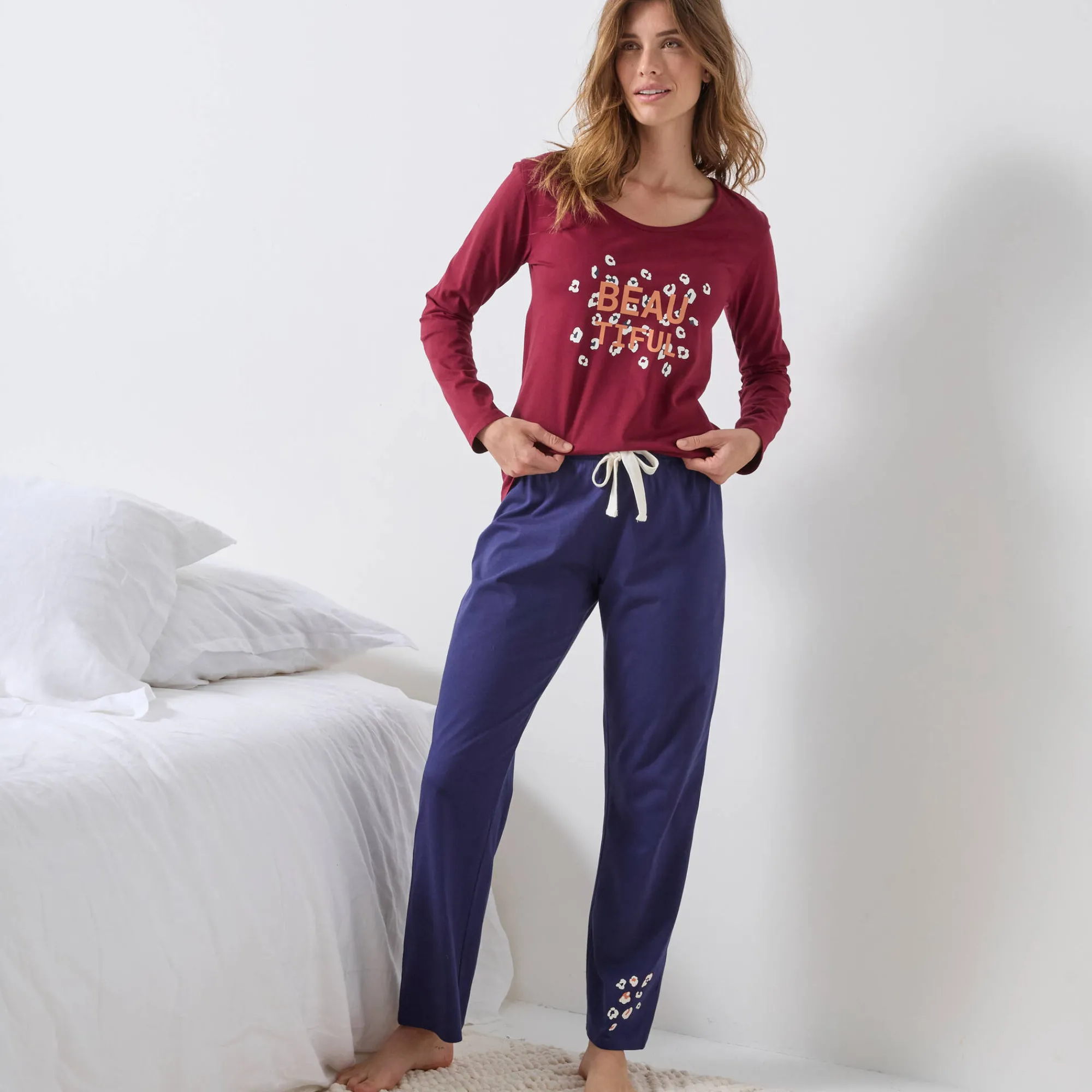 Pyjama<Blancheporte T-shirt met lange mouwen in effen katoen geplaatste "Beautiful" print bordeaux