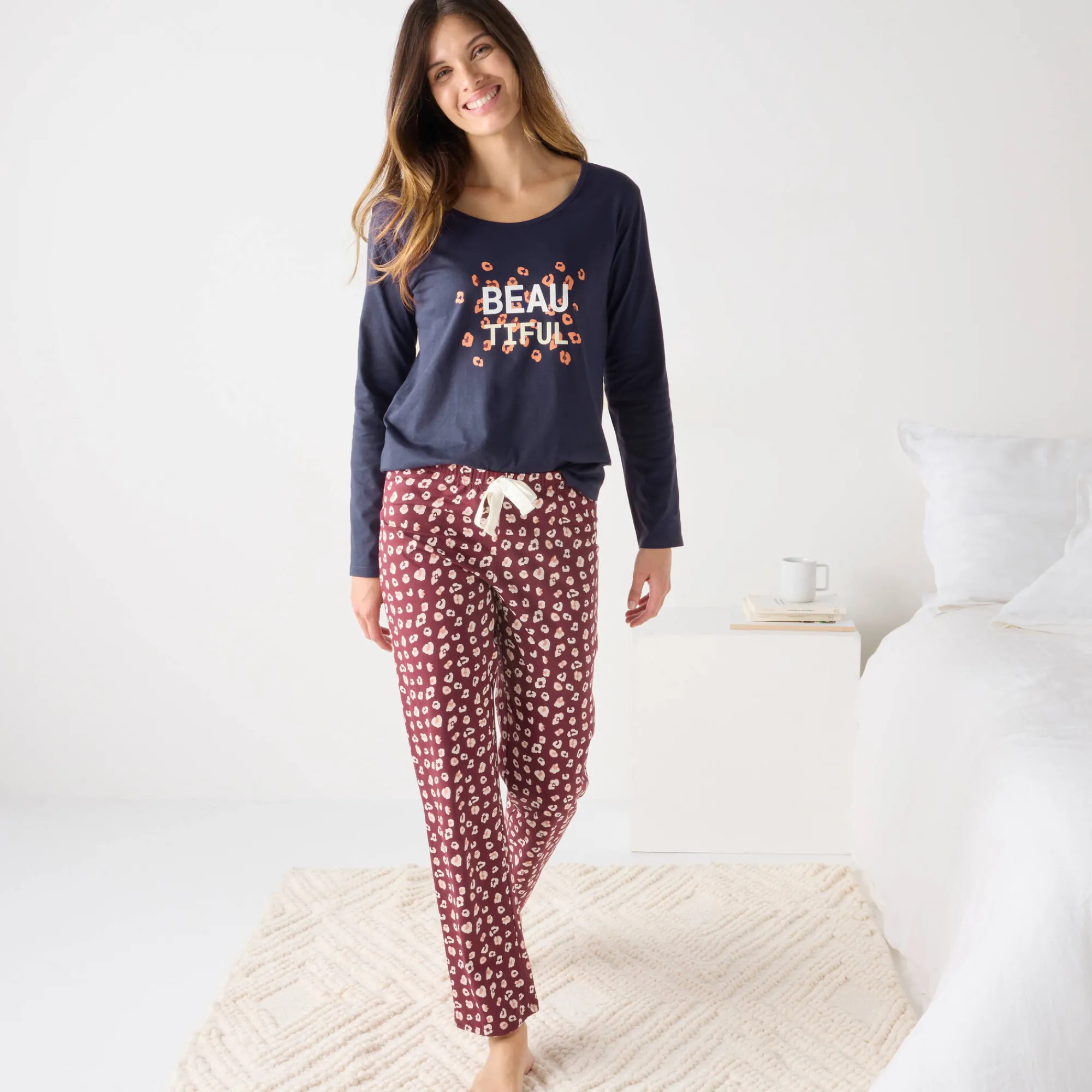 Pyjama<Blancheporte T-shirt met lange mouwen in effen katoen geplaatste "Beautiful" print marineblauw