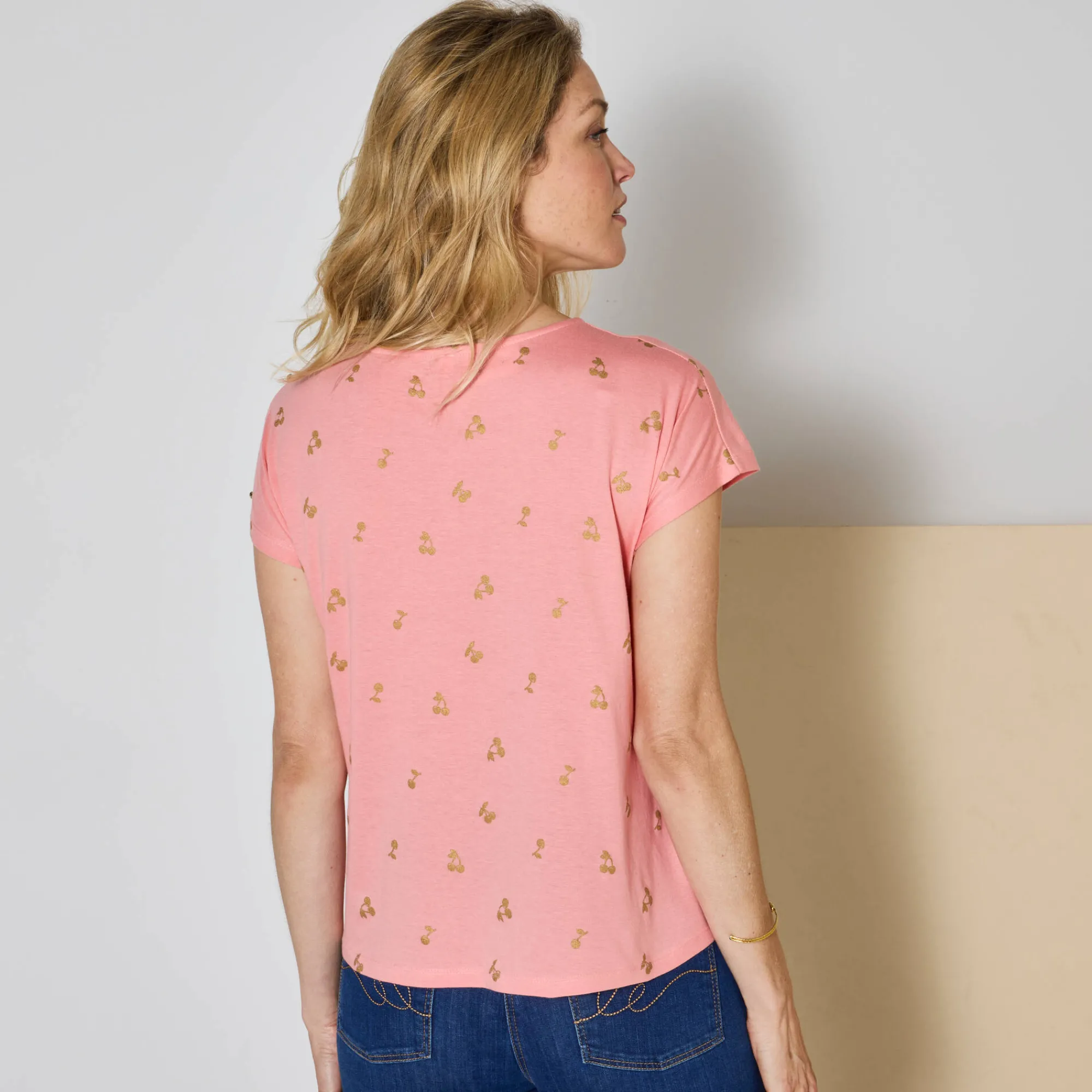 T-Shirt En Topje<Blancheporte T-shirt met ronde hals en goudkleurige kersenprint koraal / goudkleurig