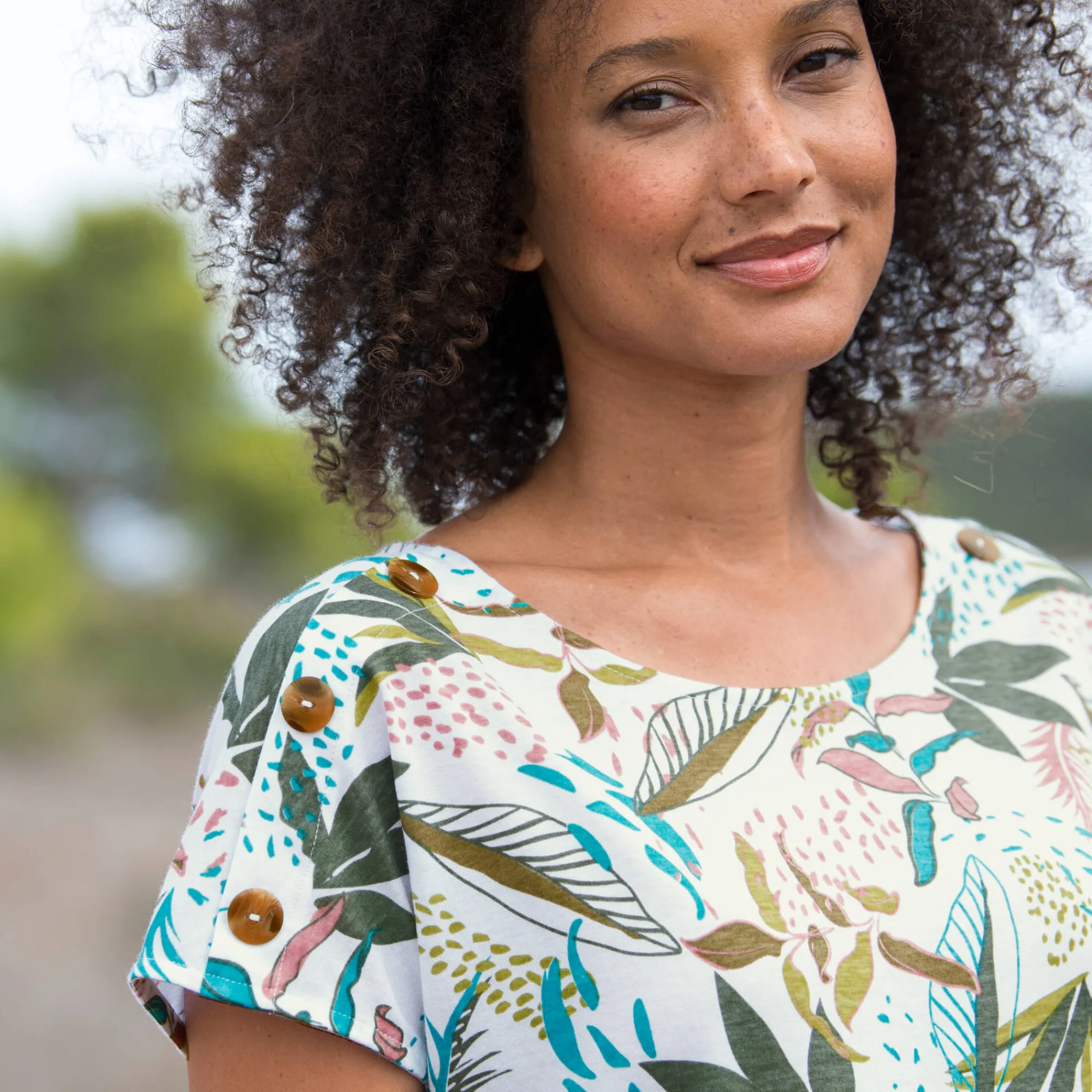 T-Shirt En Topje<Blancheporte T-shirt met ronde hals en tropische print wit / kaki