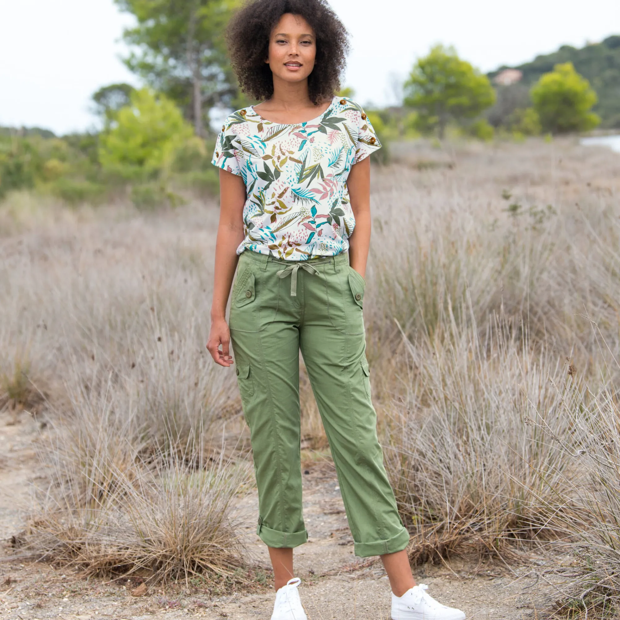 T-Shirt En Topje<Blancheporte T-shirt met ronde hals en tropische print wit / kaki