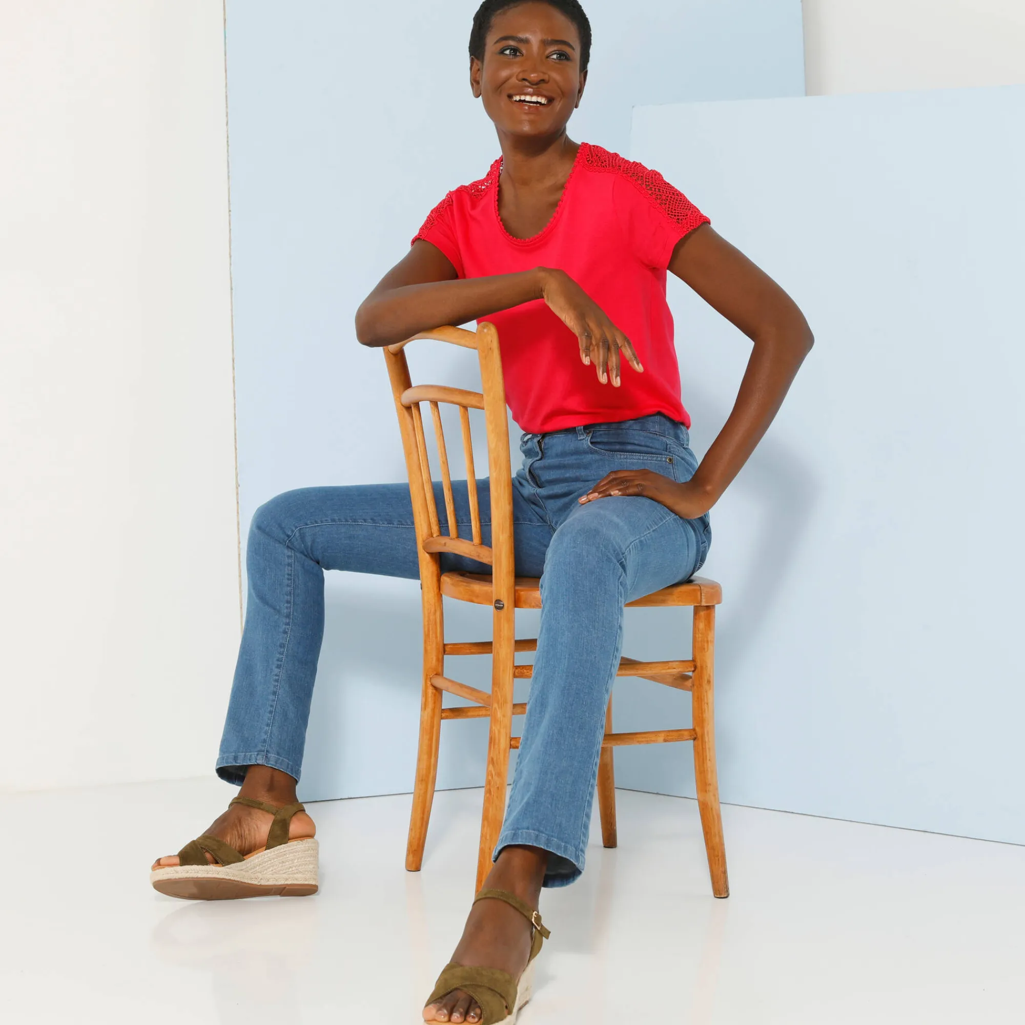 T-Shirt En Topje<Blancheporte T-shirt met ronde hals in kant framboos