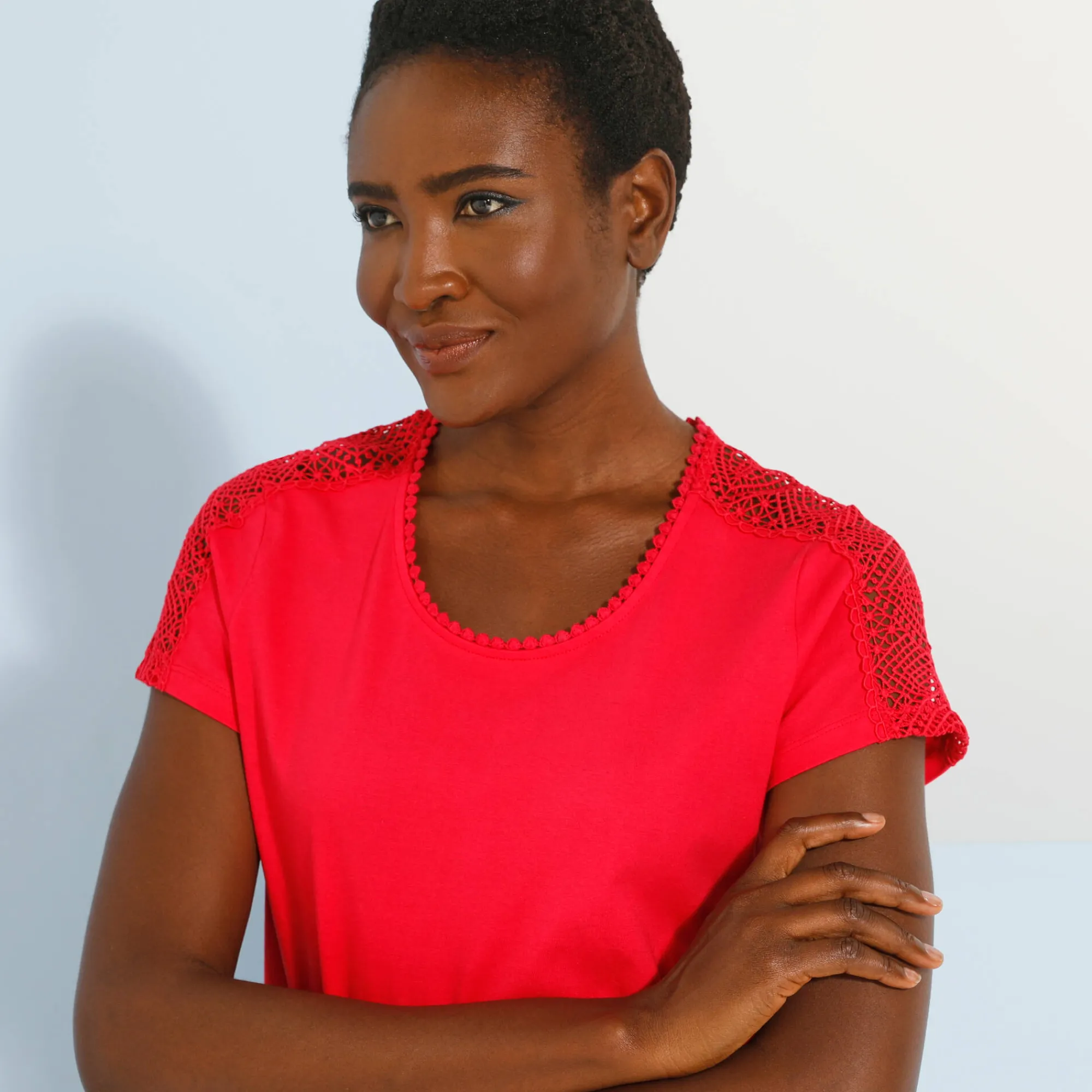 T-Shirt En Topje<Blancheporte T-shirt met ronde hals in kant framboos