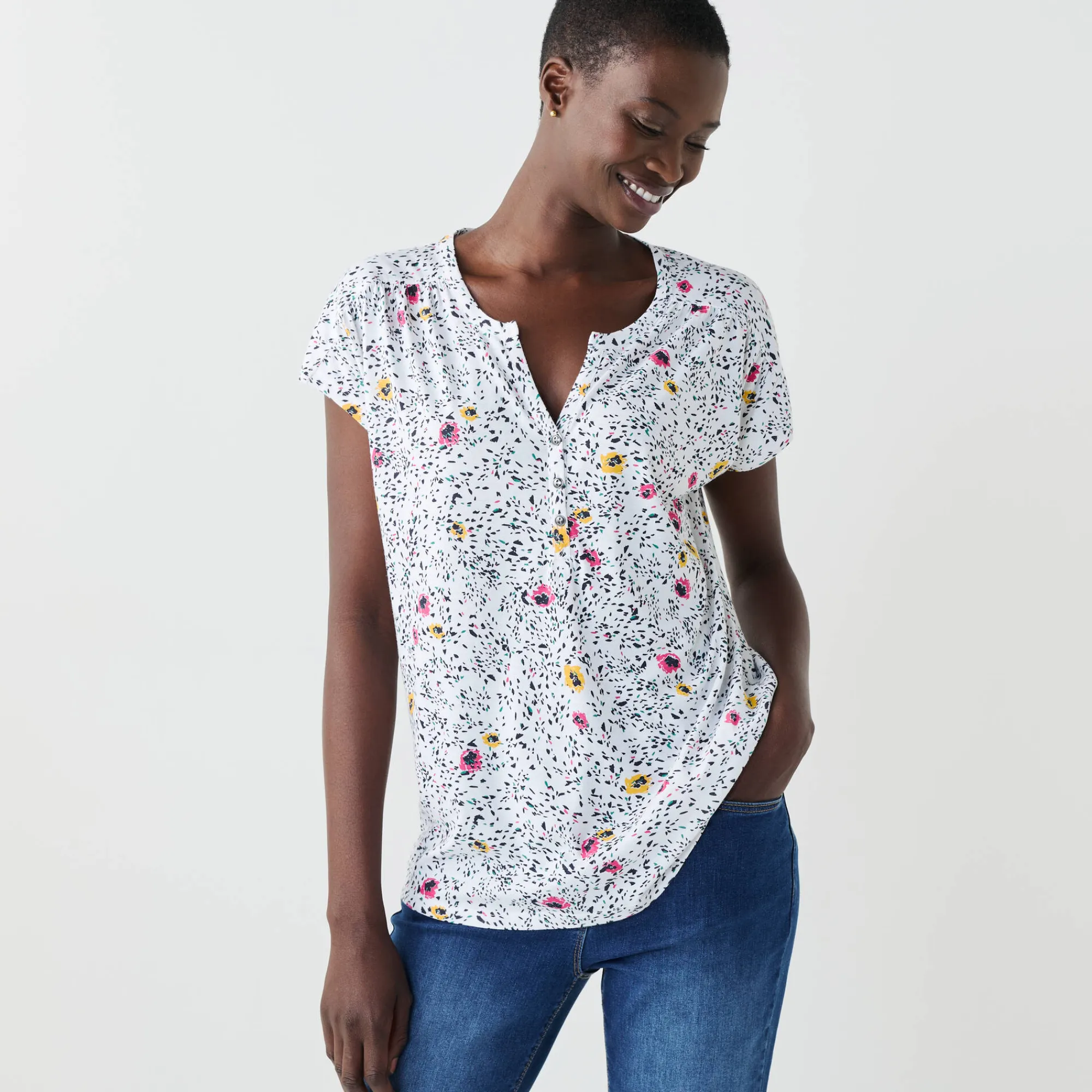 T-Shirt En Topje<Blancheporte T-shirt met Tunesische hals en korte mouwen, bedrukt wit