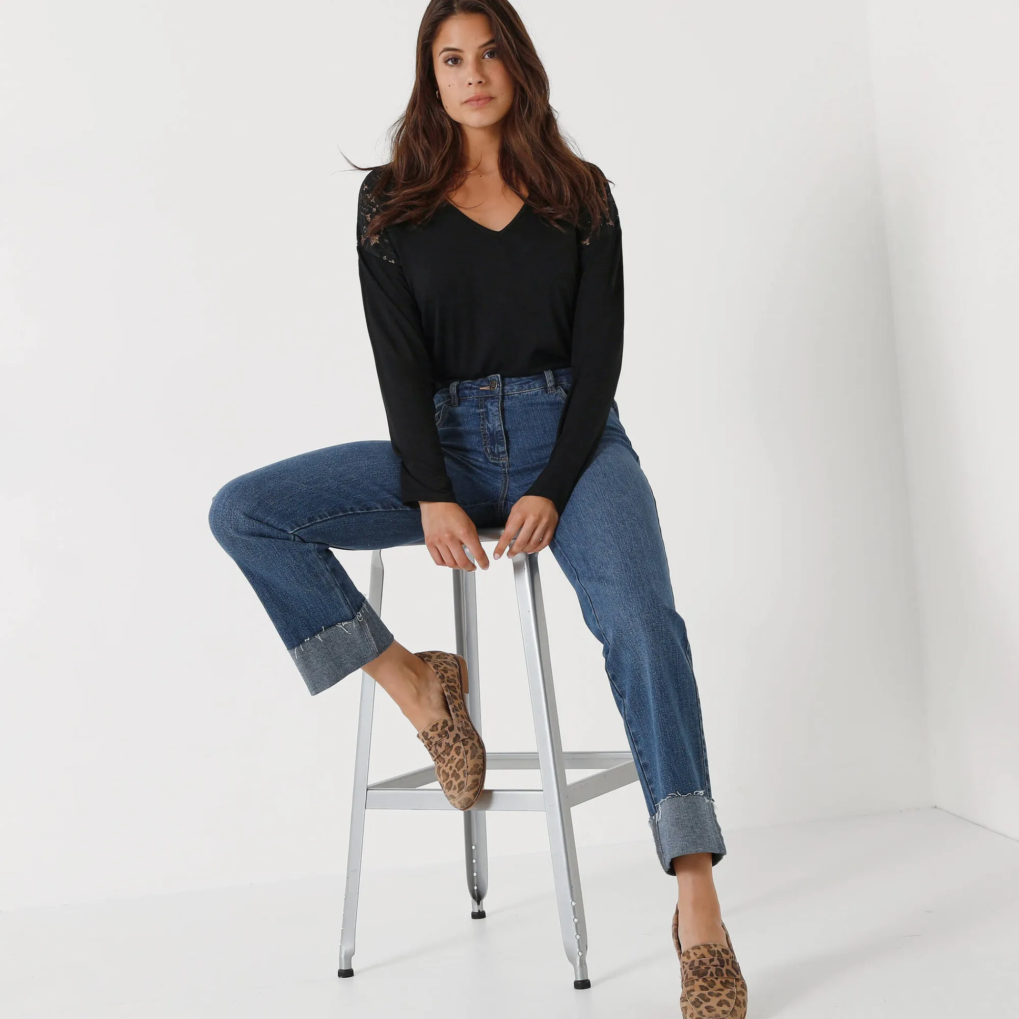 T-Shirt En Topje<Blancheporte T-shirt met V-hals en lange mouwen in kant zwart