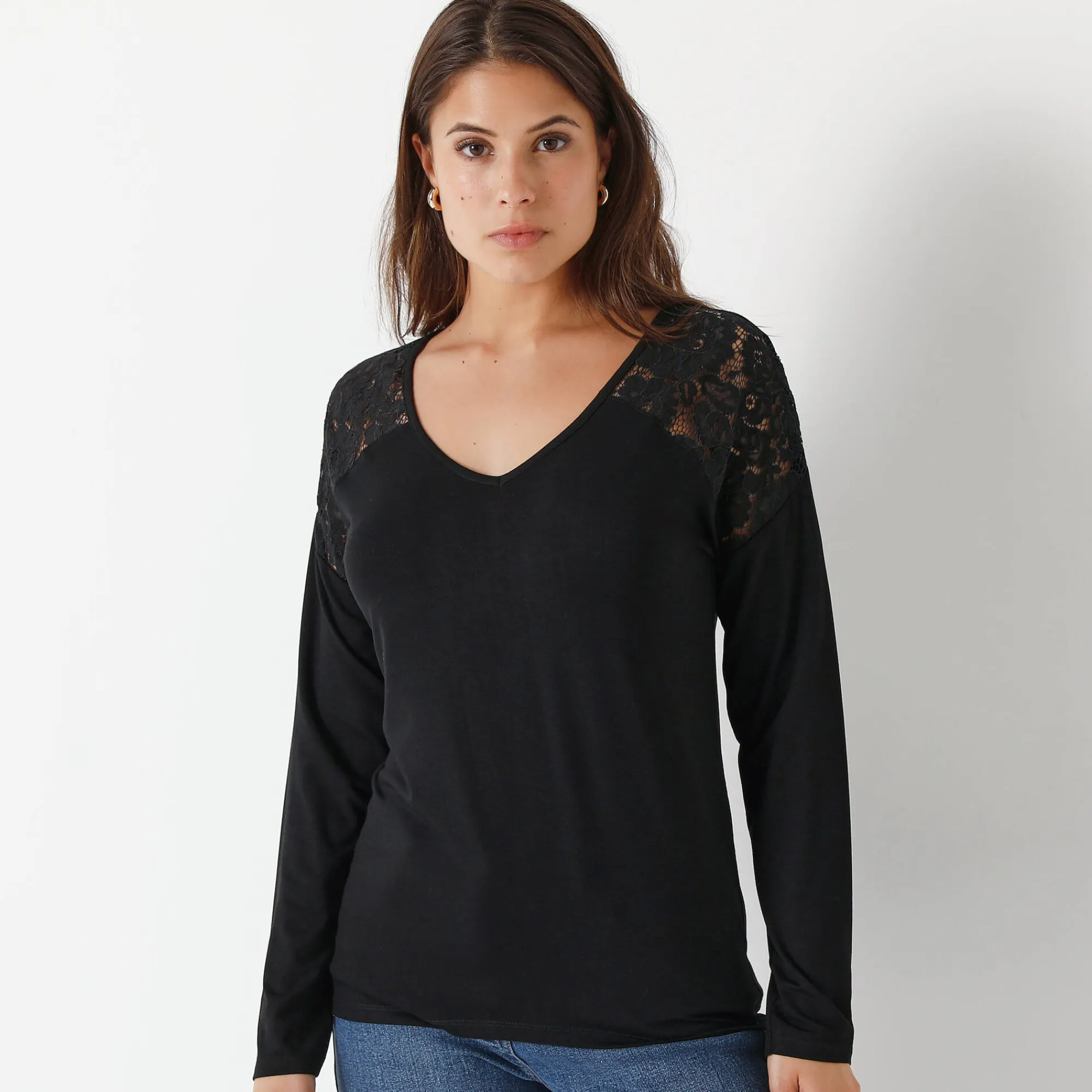T-Shirt En Topje<Blancheporte T-shirt met V-hals en lange mouwen in kant zwart