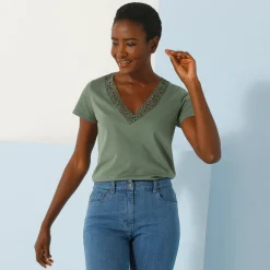 T-Shirt En Topje<Blancheporte T-shirt met V-hals in kant kaki