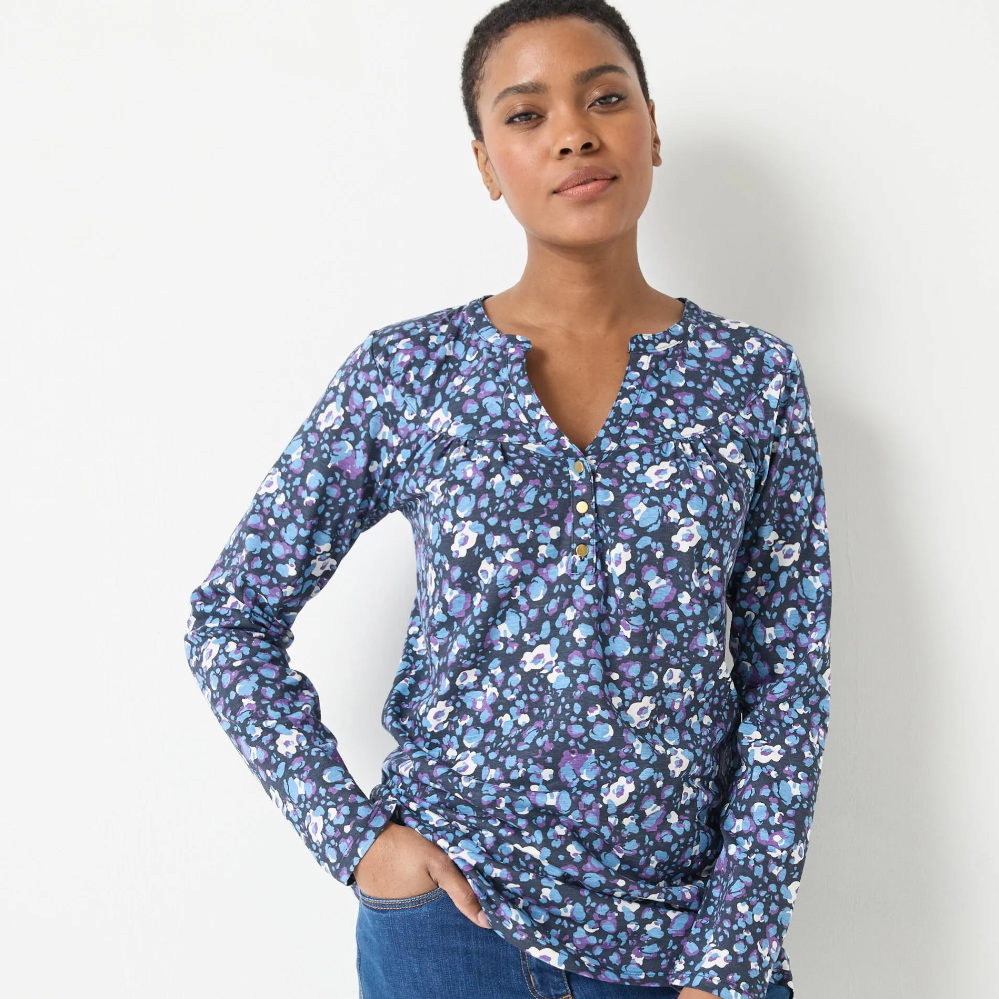 T-Shirt En Topje|Bloes En Tuniek<Blancheporte Tuniek met knoopkraag en dierenhuidprint marine / ecru