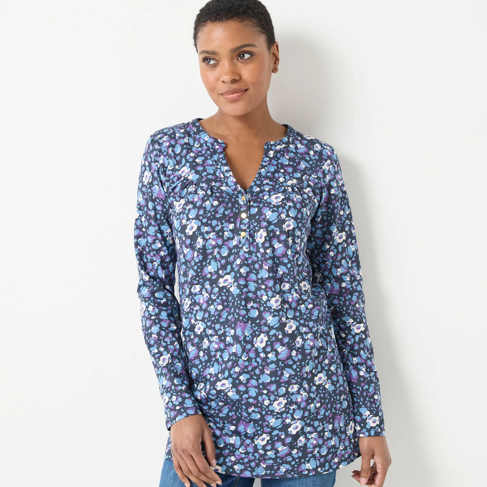 T-Shirt En Topje|Bloes En Tuniek<Blancheporte Tuniek met knoopkraag en dierenhuidprint marine / ecru