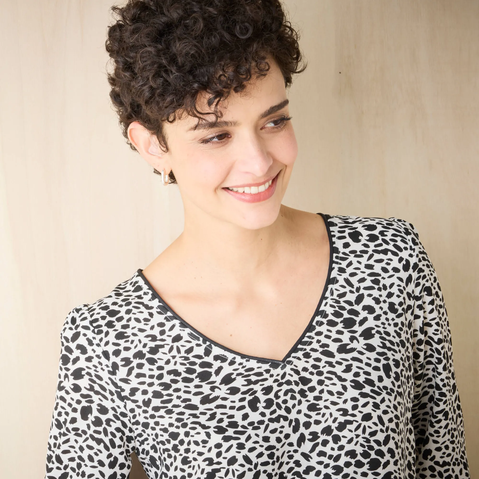Bloes En Tuniek<Blancheporte Tuniek met minimalistische print, crêpe ecru / zwart
