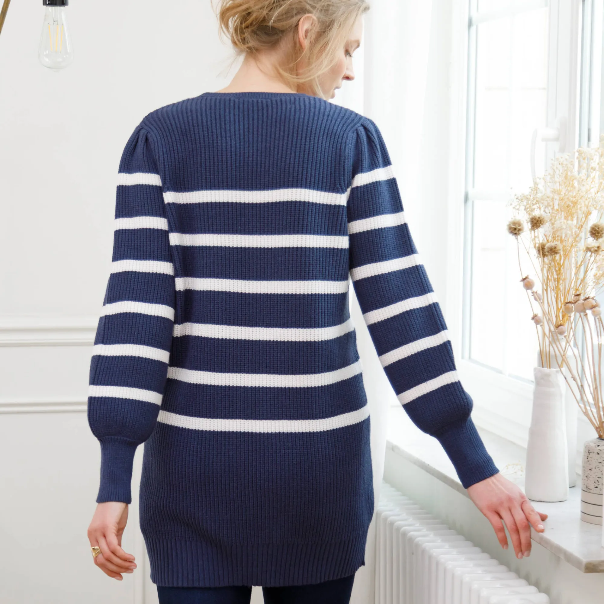 Trui En Vest<Blancheporte Tuniektrui met fantasieknopen, gestreept marine / ecru