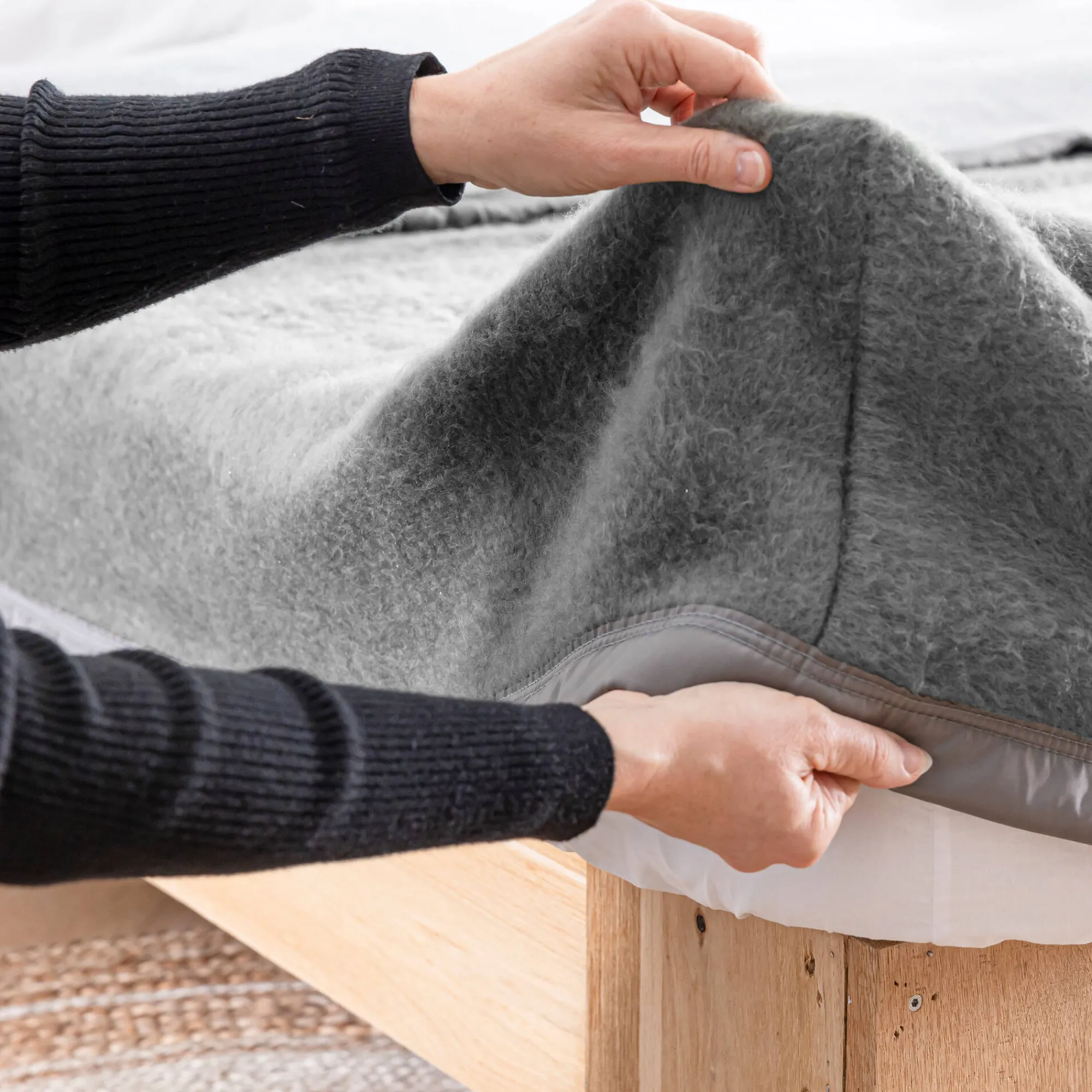 Deken<Blancheporte Tweekleurig deken Courtelle® in halfhoesmodel 420 g/m² donkergrijs