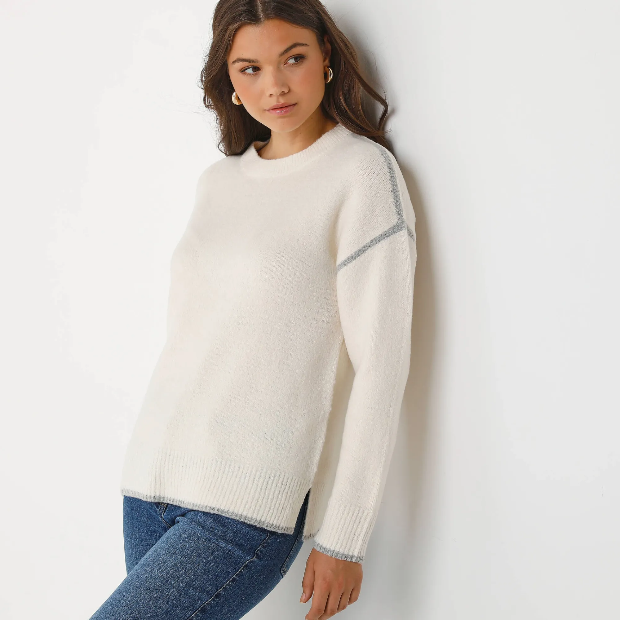 Trui En Vest<Blancheporte Tweekleurige trui in streelzacht tricot ecru