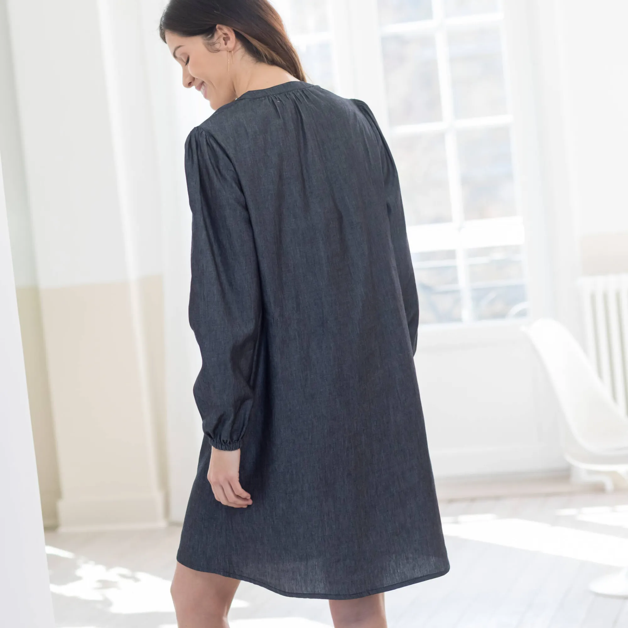 Jurk<Blancheporte Uitlopende hoesjurk, licht denim used black