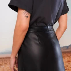 Rok<Blancheporte Uitlopende rok, leeraspect** zwart