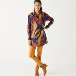 Bloes En Tuniek<Blancheporte Uitlopende tuniek met knopen en grafische print marine / kerrie