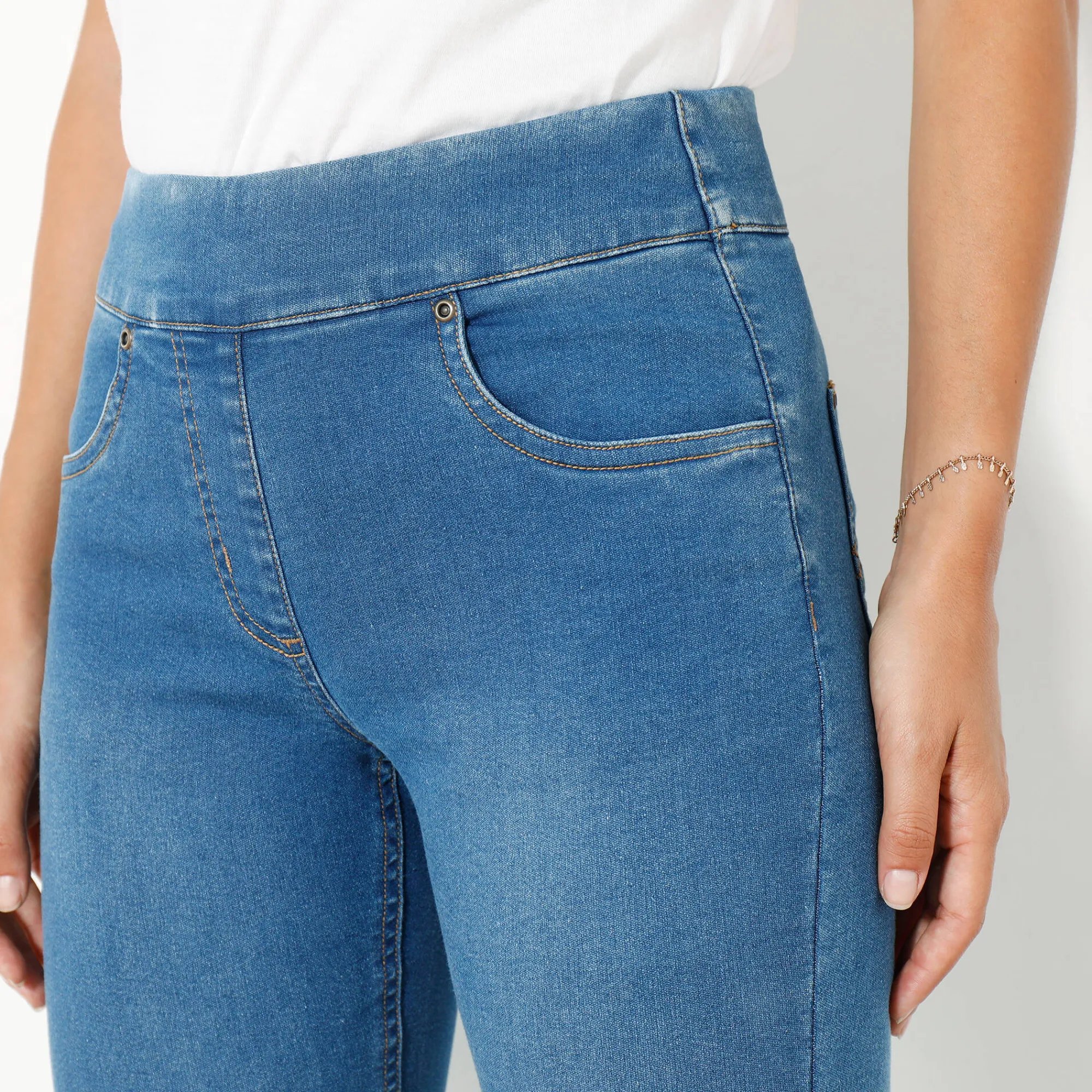 Jeans<Blancheporte Ultracomfortabele bootcutjeans, tricot met denimeffect, kleine lengte stone
