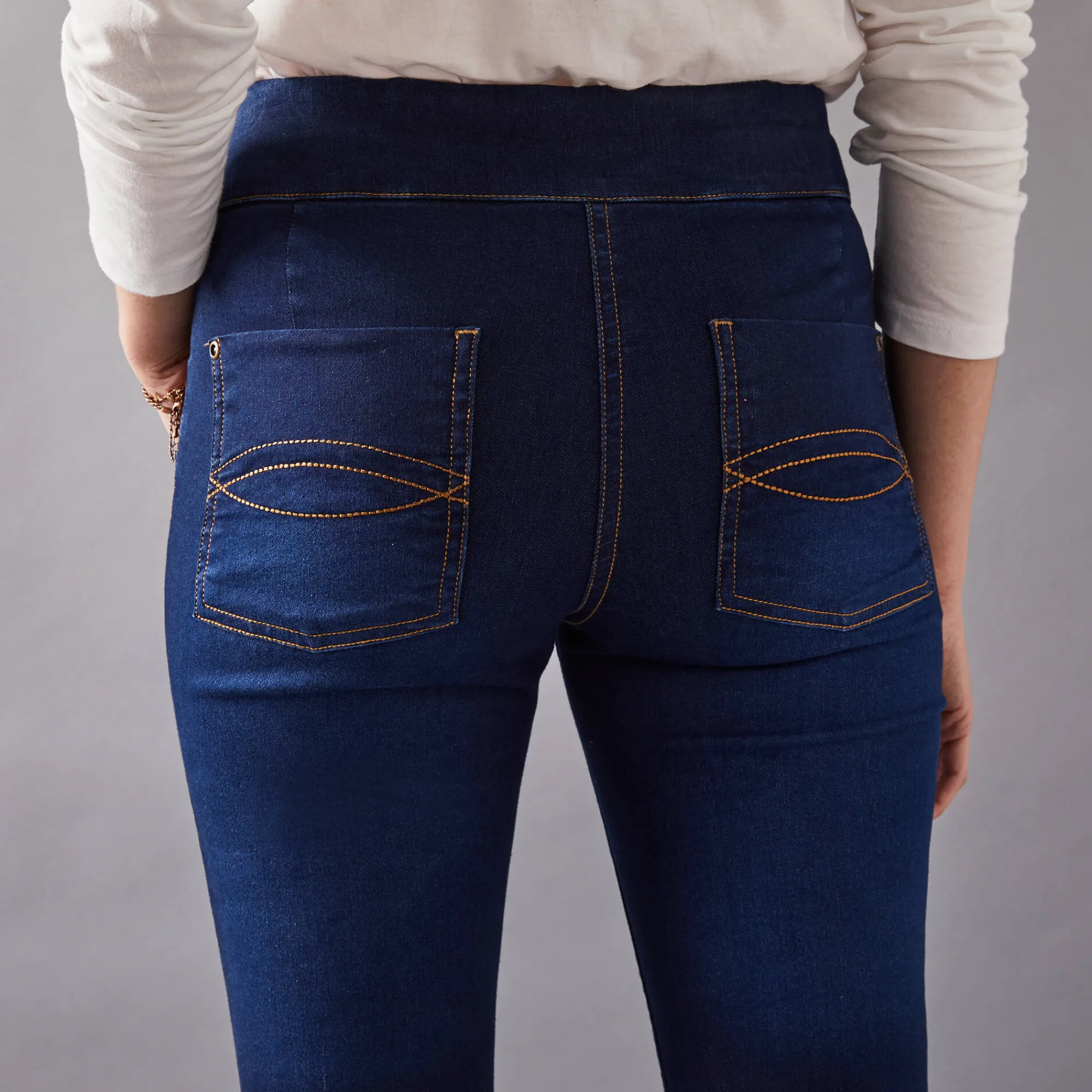 Jeans<Blancheporte Ultracomfortabele bootcutjeans, tricot met denimeffect, kleine lengte dark blue