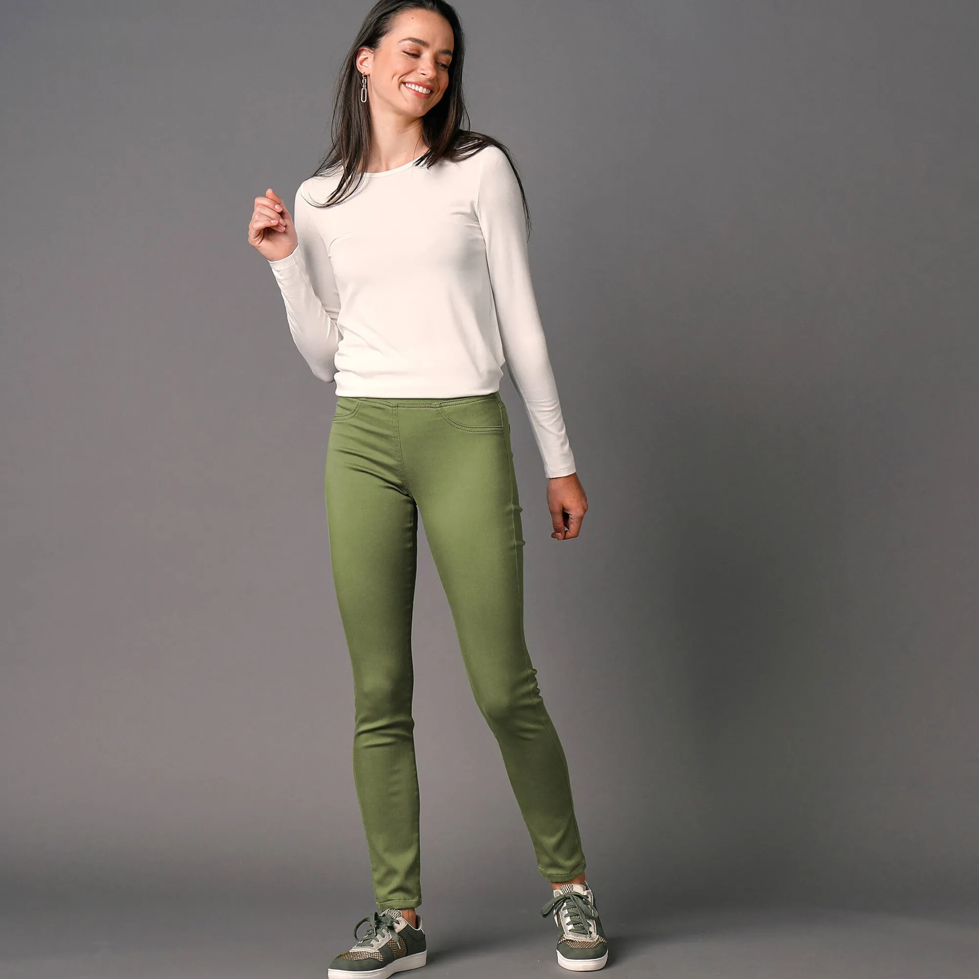 Jeans|Broek<Blancheporte Ultracomfortabele jegging met elastische taille - kleine lengte linde