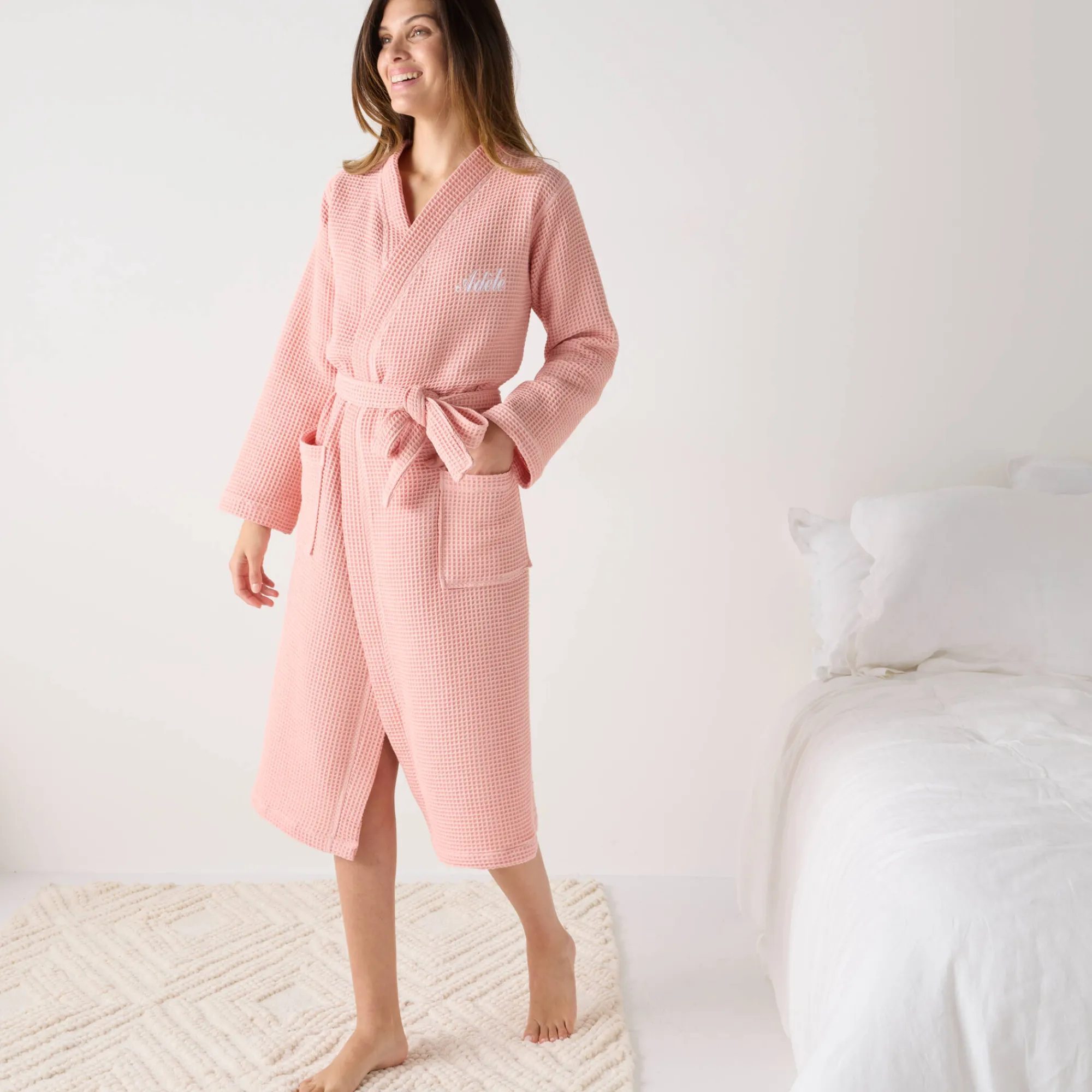 Badjas<Colombine Uniseks badjas voor volwassenen in bijenraattricot 280 g/m2, personaliseerbaar poederroze